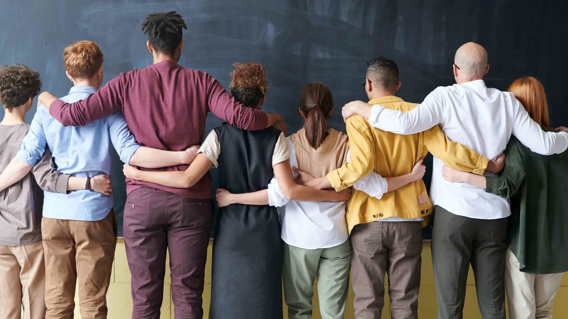 Los abrazos son importantes en la vida de las personas.