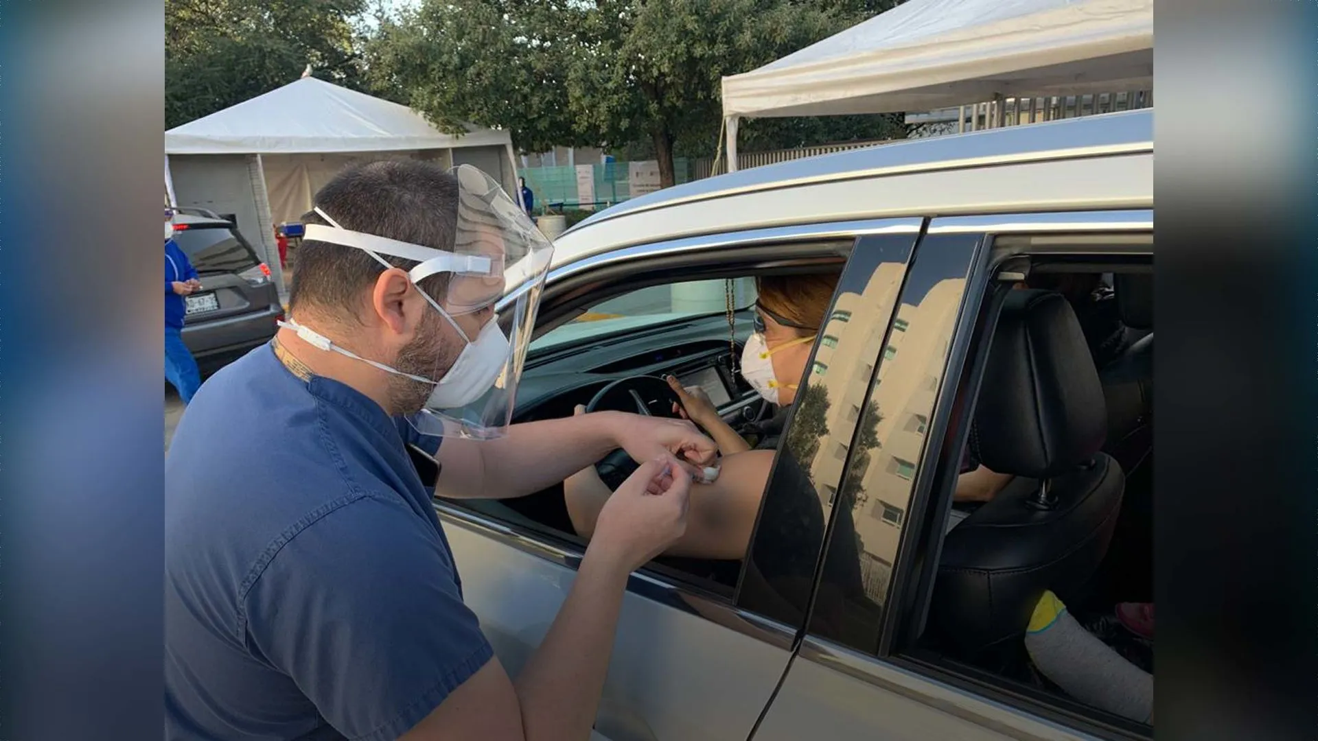 Impresionante asistencia al Tec para vacuna contra la influenza