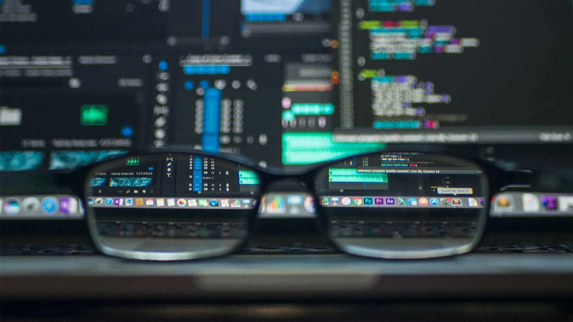 First se reinventa online.