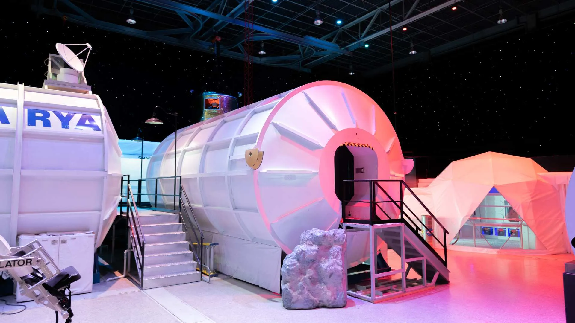 Pamela Hernández quiere resolver problemáticas relacionadas a la ingeniería espacial.