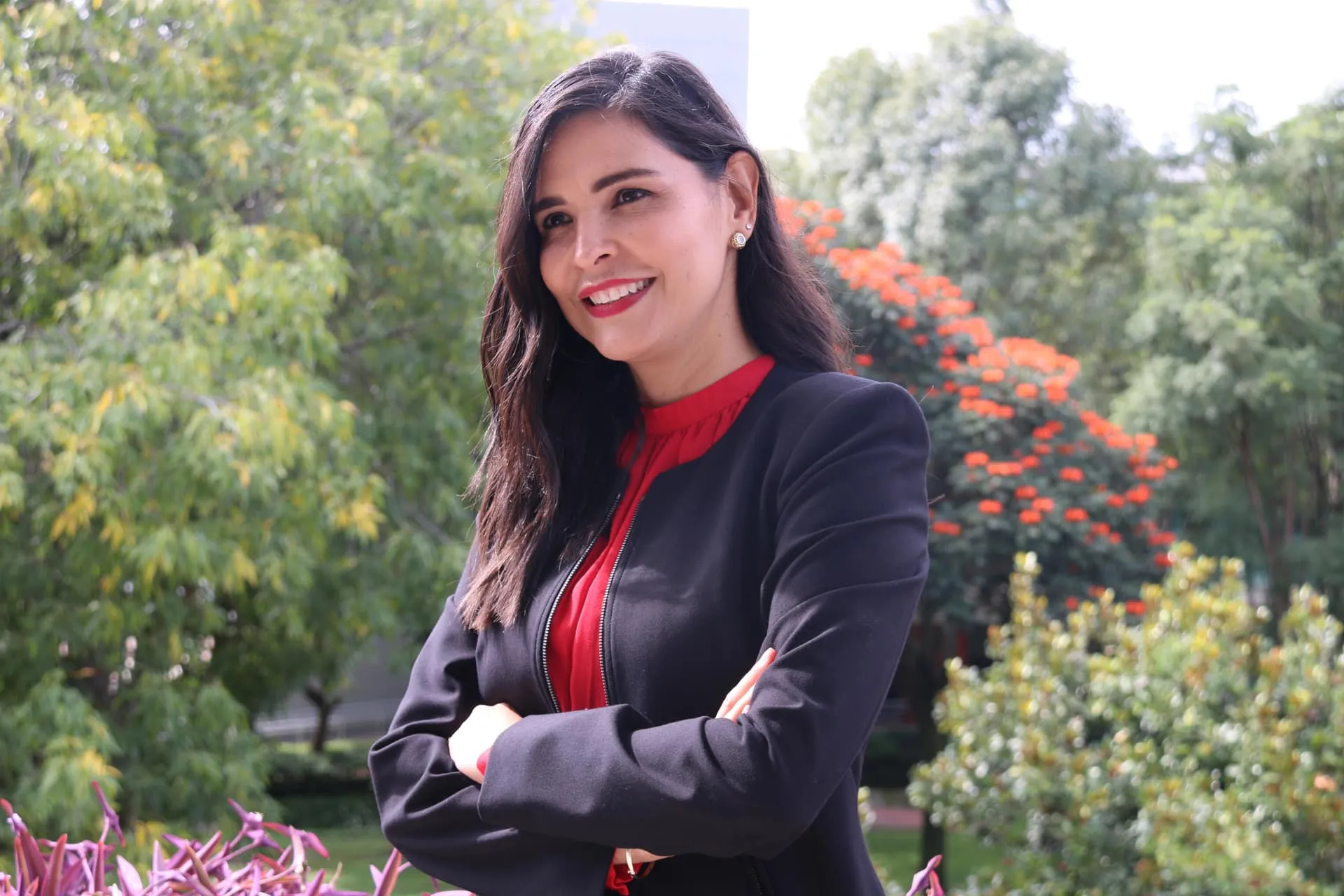 Claudia Félix directiva del Campus Guadalajara es distinguida por su trayectoria con Premio Mujer Tec