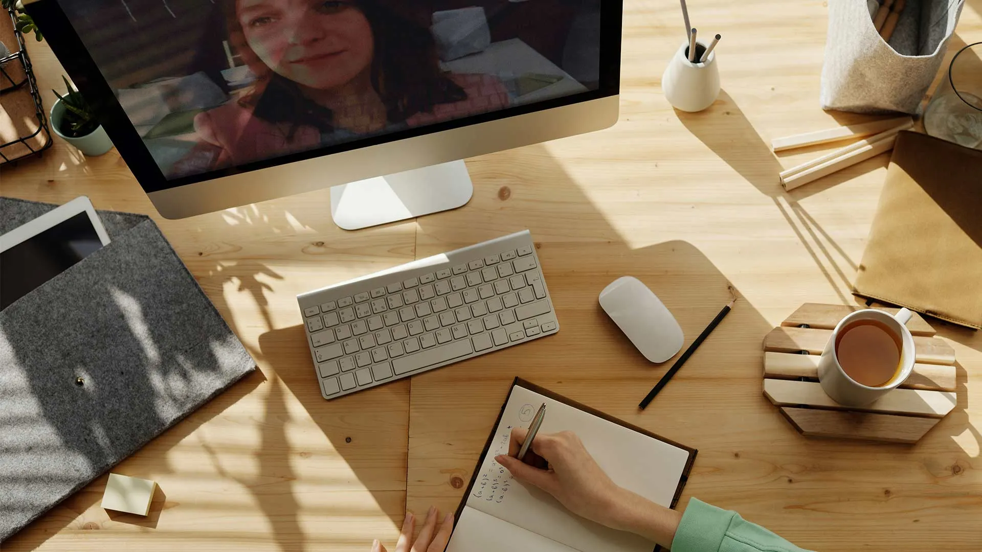 Conferencias con el Consulado Americano