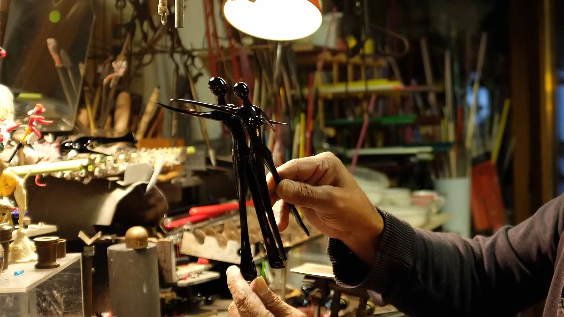 ‘Una piedra se puede restaurar o limpiar, una vida no’.-Zinna Rudman