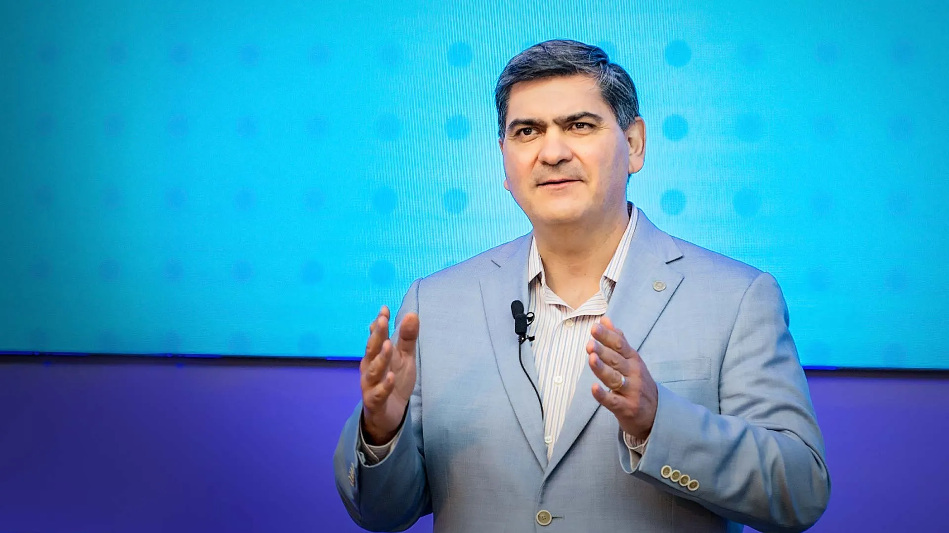 Diversidad y colaboración, claves para futuro educativo: David Garza