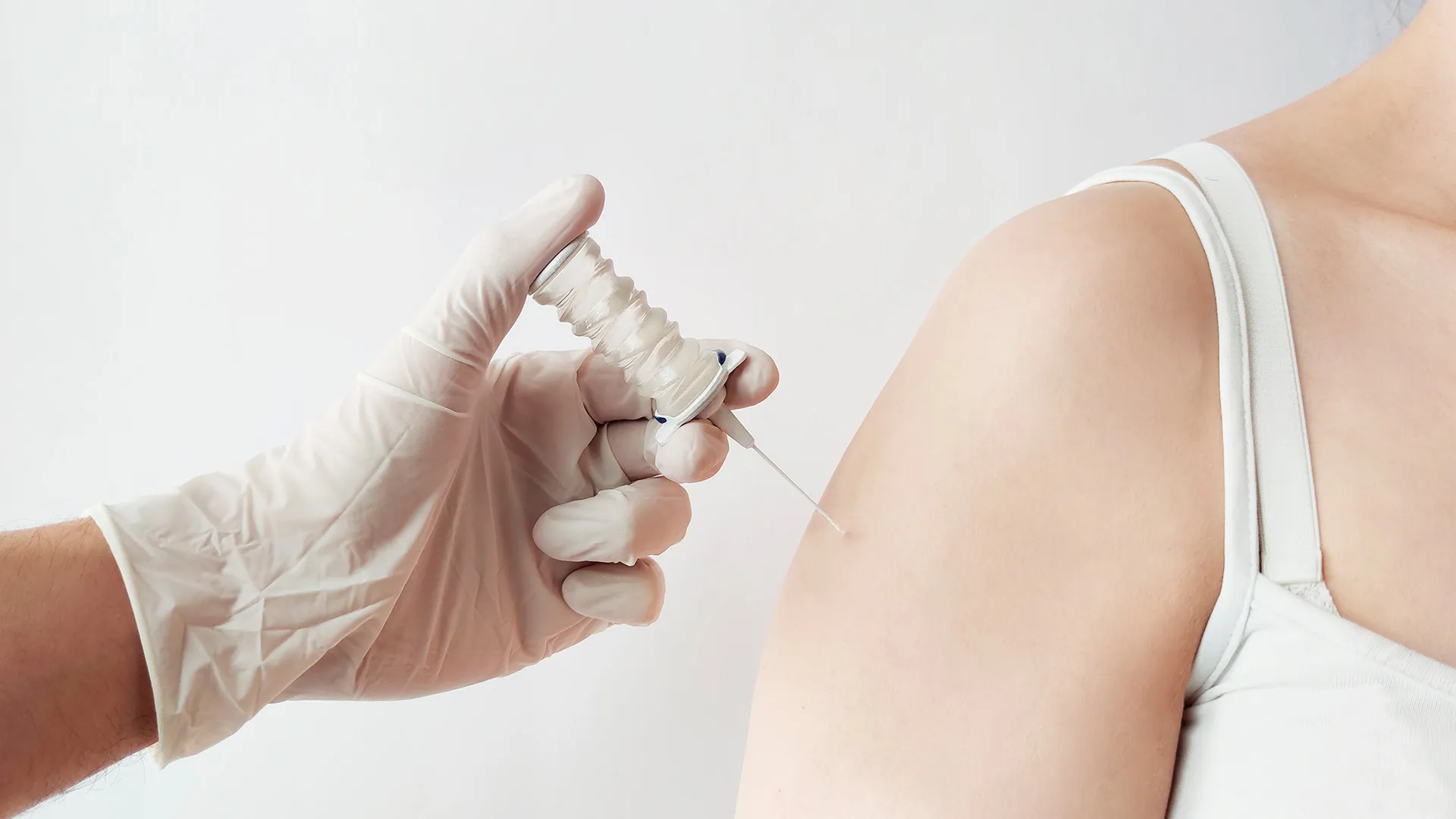 Jeringa creada por estudiantes Tec en competencias globales de diseño