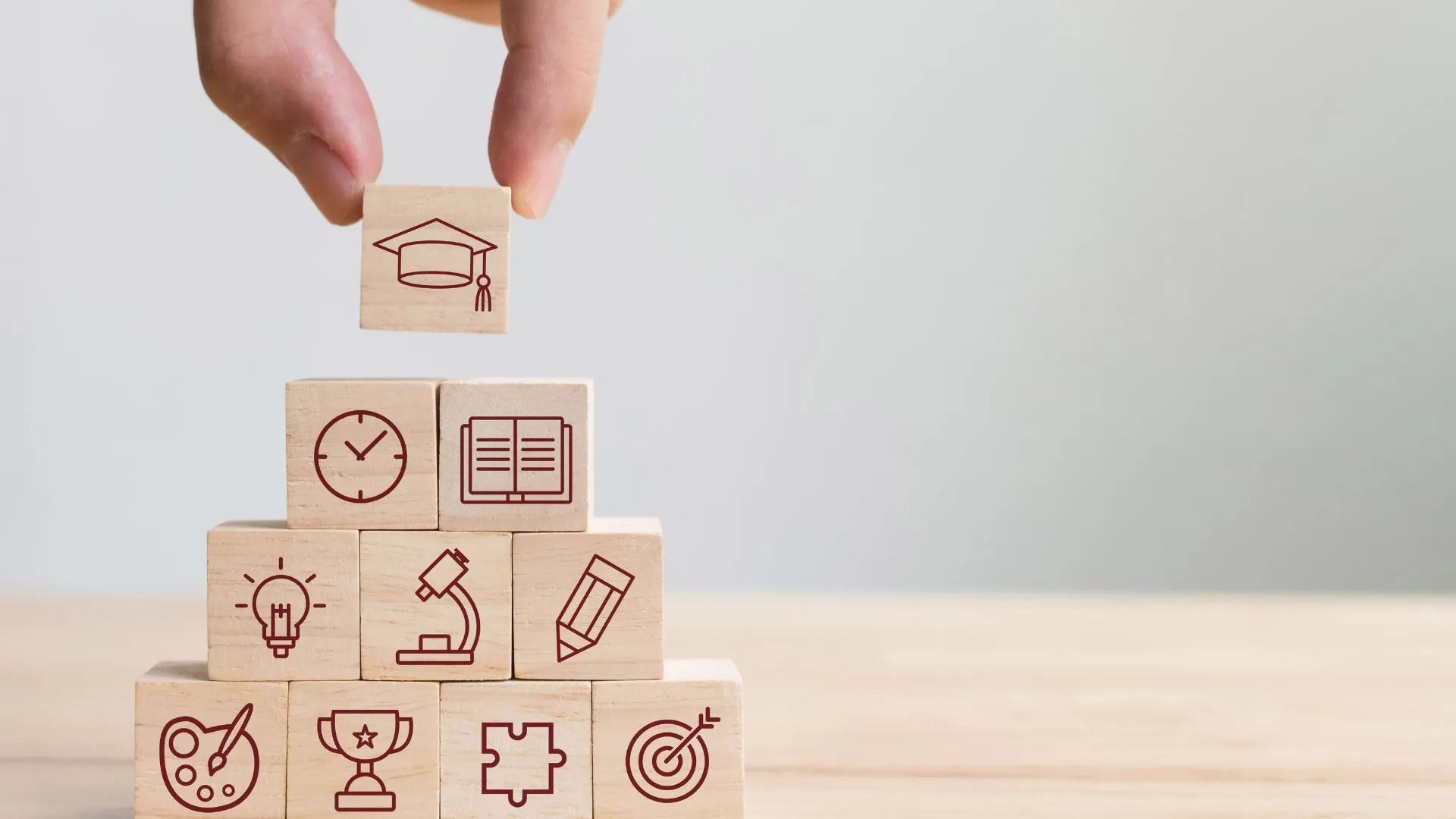 Jóvenes buscan llevar la educación al transporte público de Querétaro