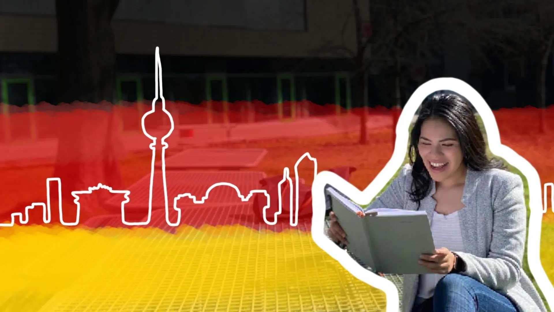 Alumna Tec estudiando feliz, con gráficos digitales de arquitectura icónica de Alemania de fondo.