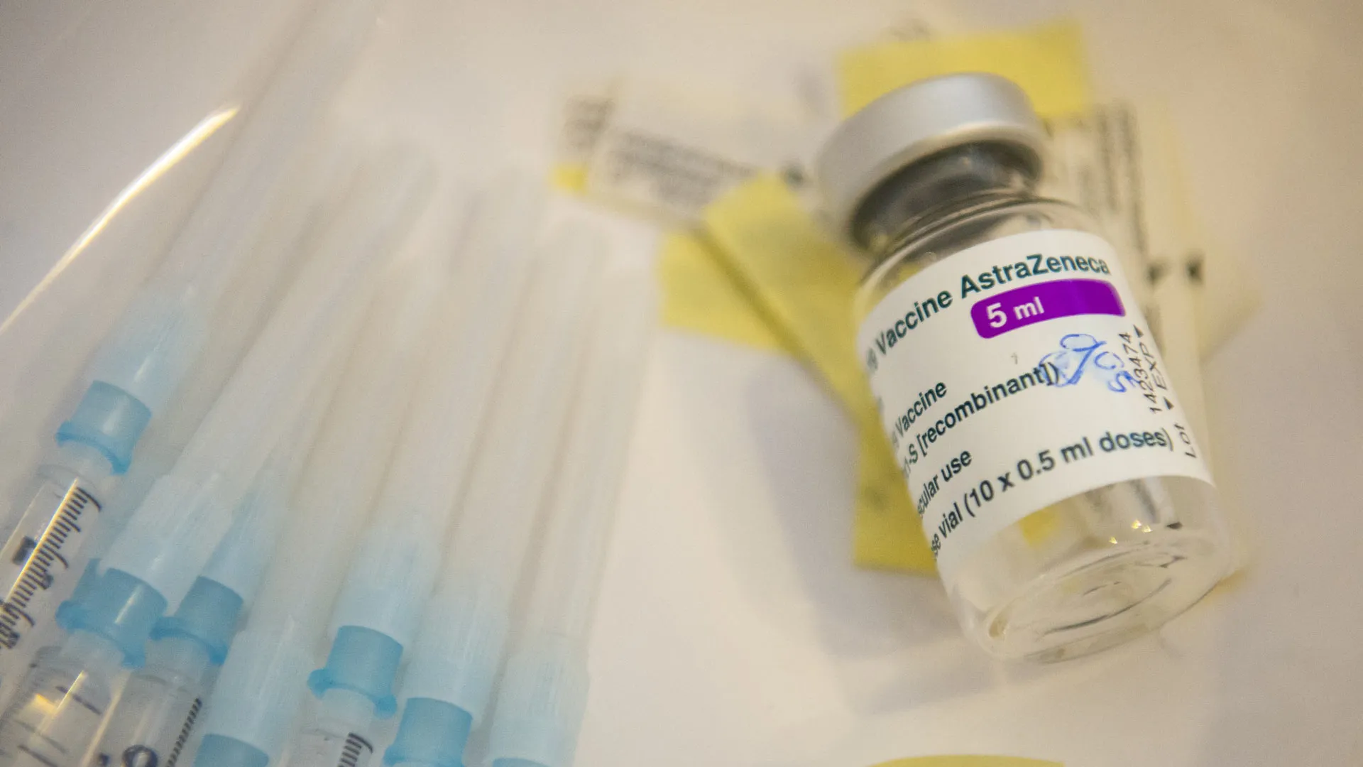 ¿Es segura la vacuna de AstraZeneca?