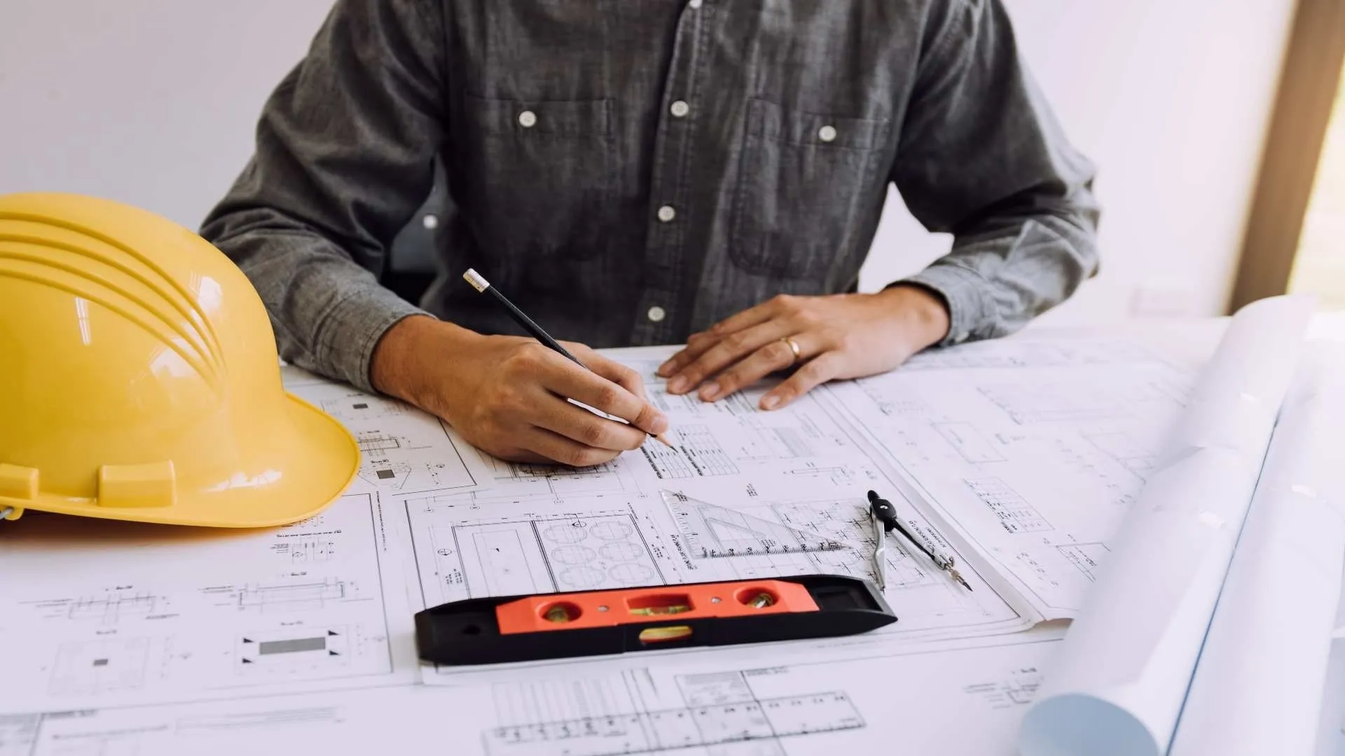 Con proyecto de innovación en educación gana la "Champions" de ingeniería en Europa.