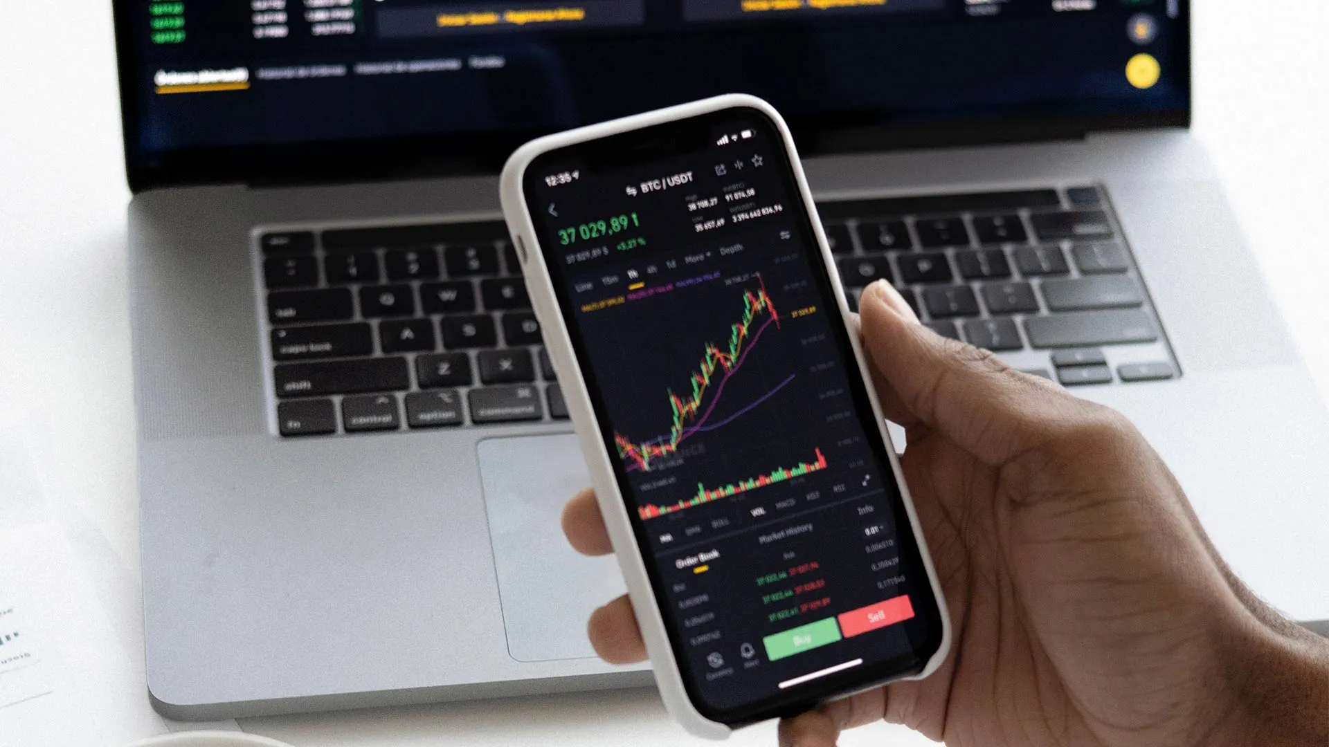 Tec y Actinver juntos en enseñanza-aprendizaje del mercado de valores