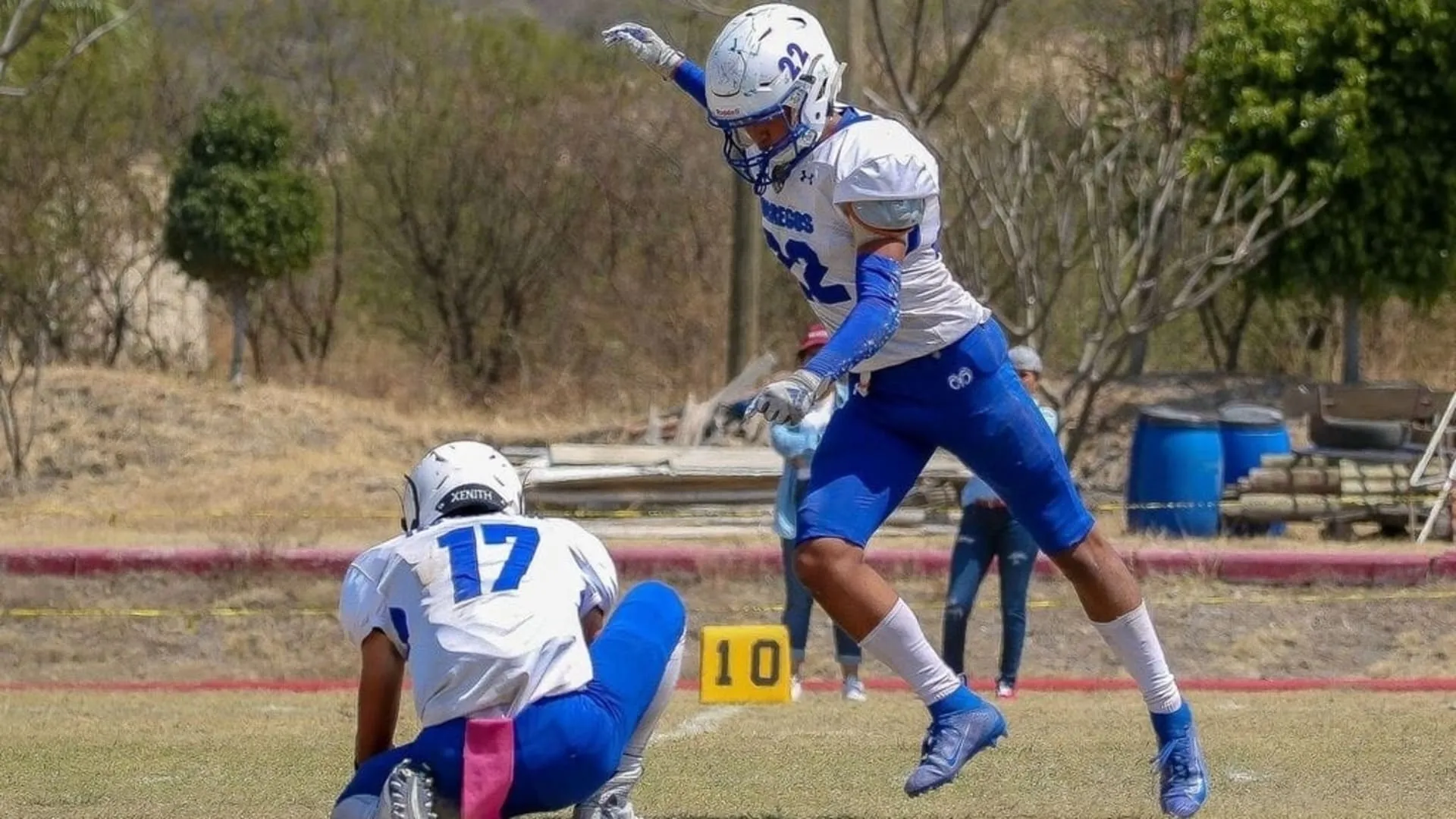 Con base en disciplina Jesús Gómez se gana un lugar en el futbol colegial de Estados Unidos.