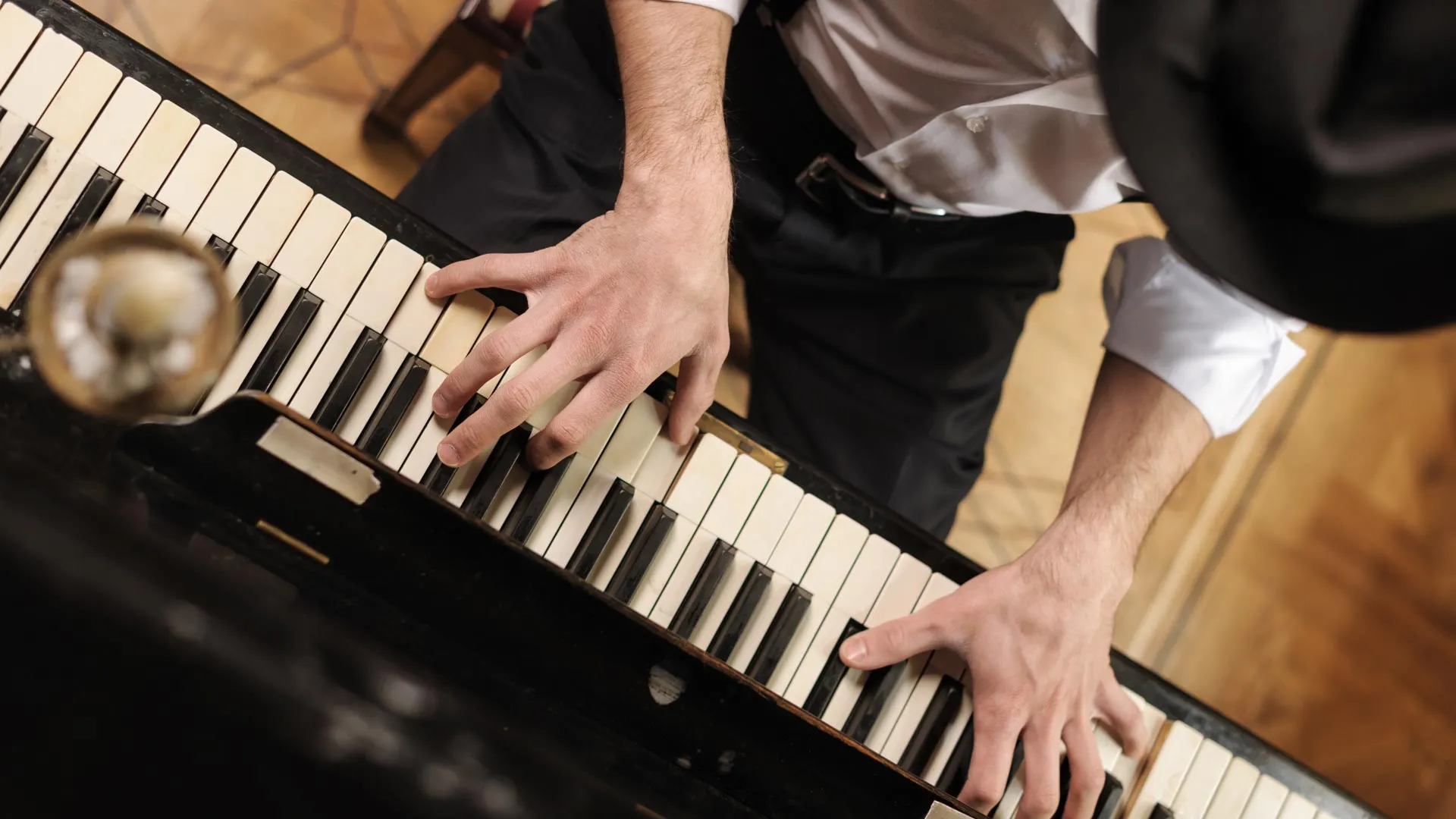 Música y maquillaje sobresalen en concurso de talentos Tec