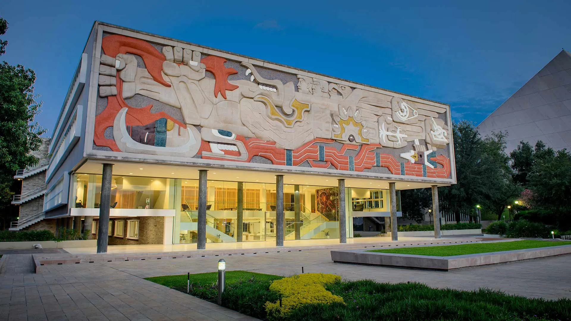 El Tec de Monterrey se clasificó de nuevo como la universidad número 1 de México, según el ranking de Times Higher Education