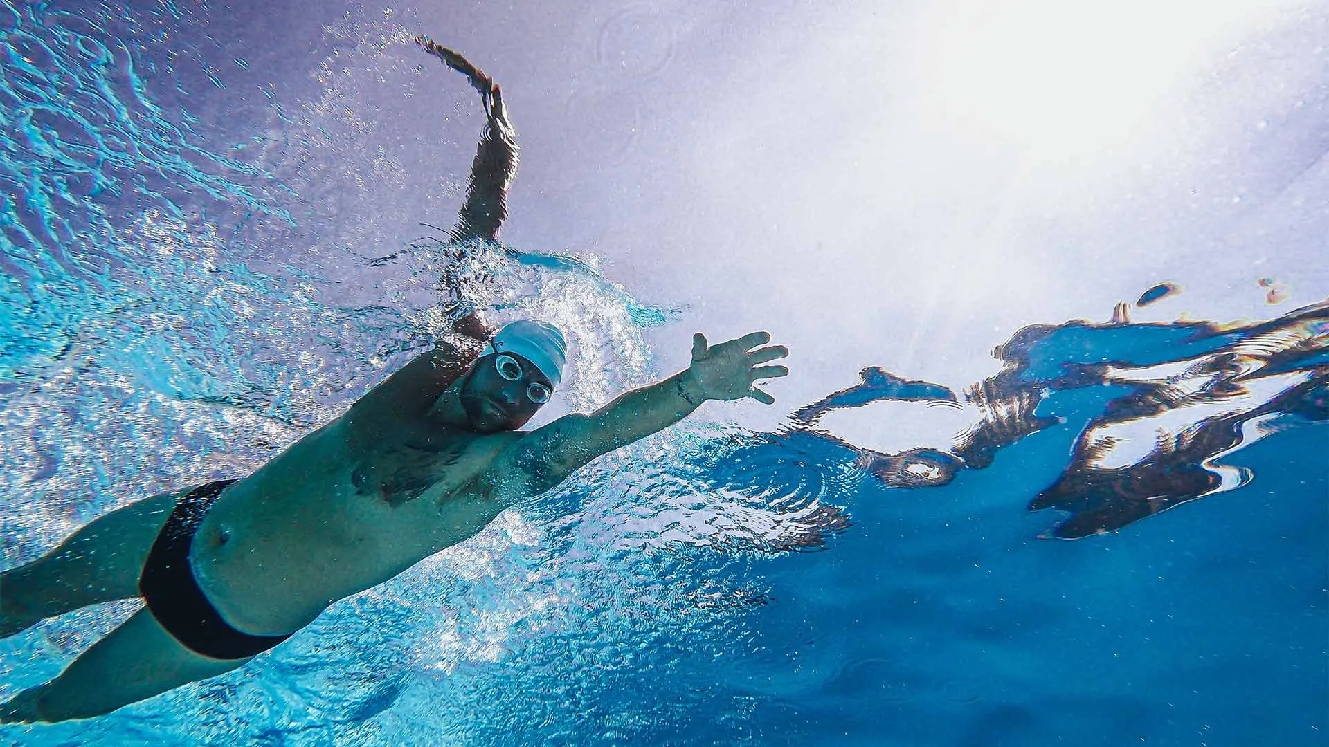 EXATEC Daniel Delgadillo compite en los  Juegos Olímpicos de Tokio 2020, en la categoría de natación en aguas abiertas.