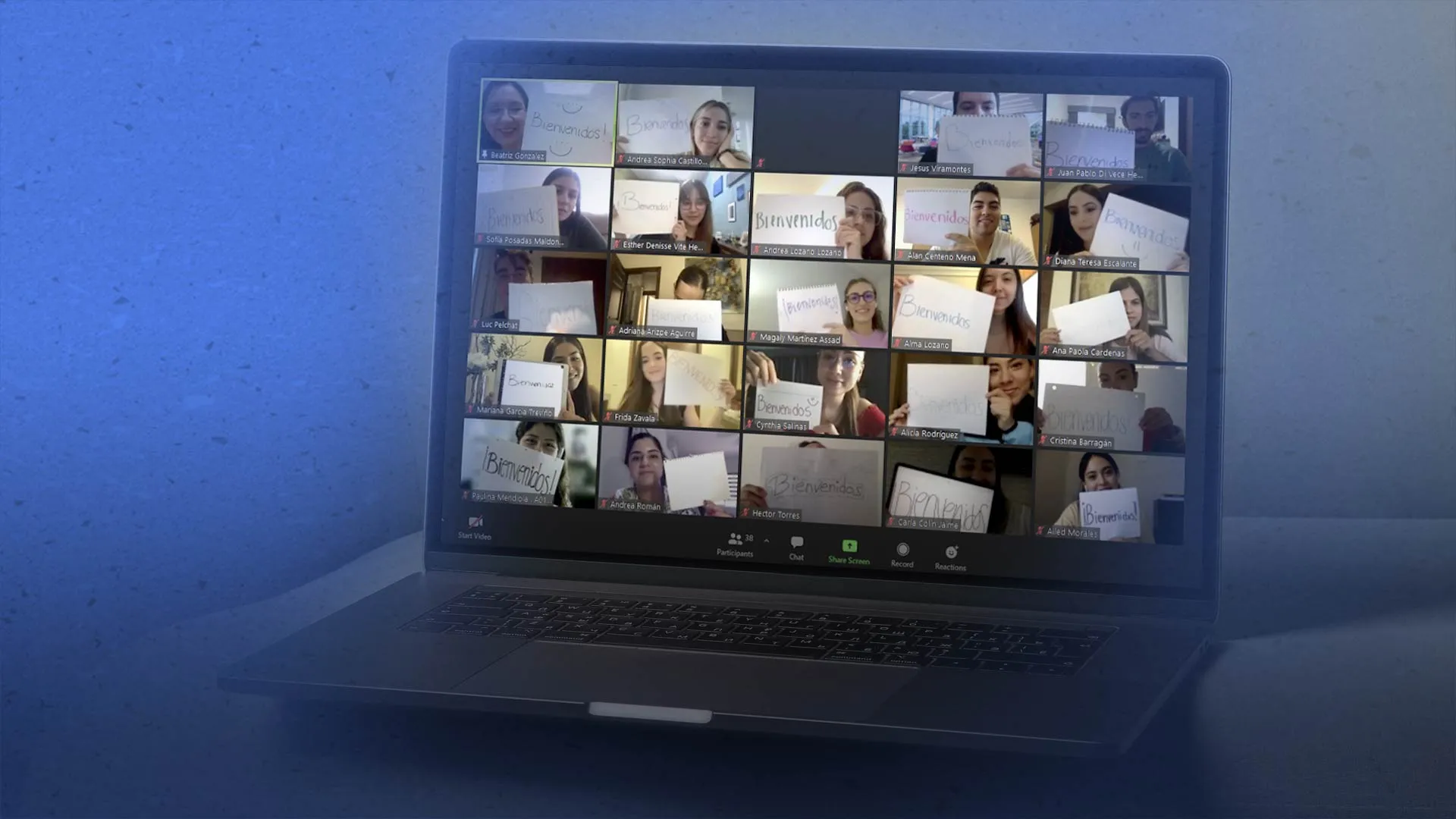 Entusiasma inicio de nuevo periodo escolar en campus Monterrey