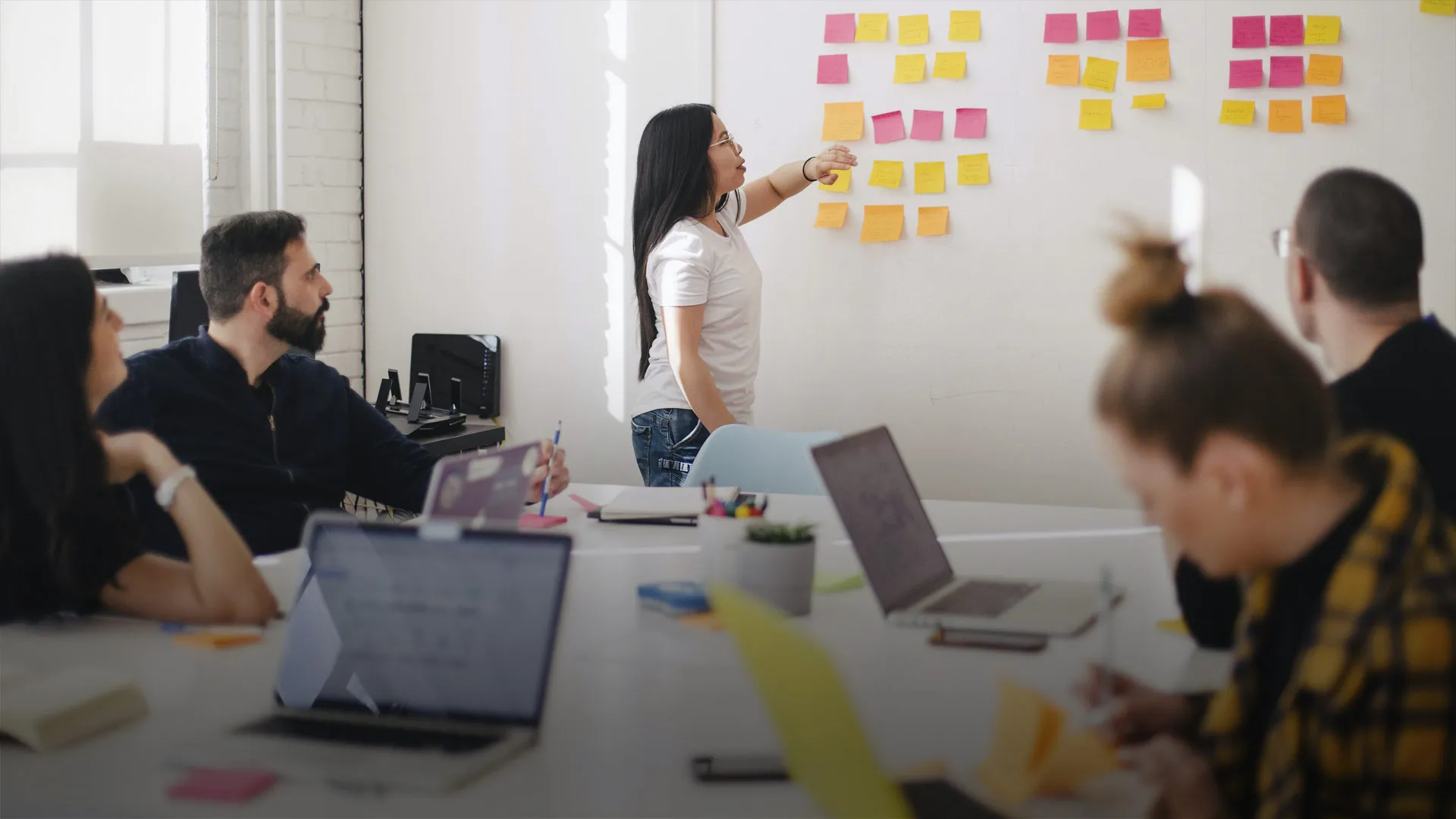 ¡Actúa y genera propuestas de emprendimiento con este reto!