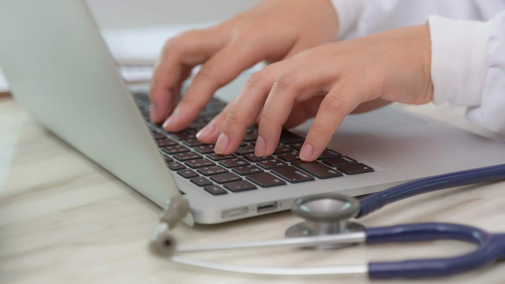 Sonorenses obtienen premio por plataforma de salud