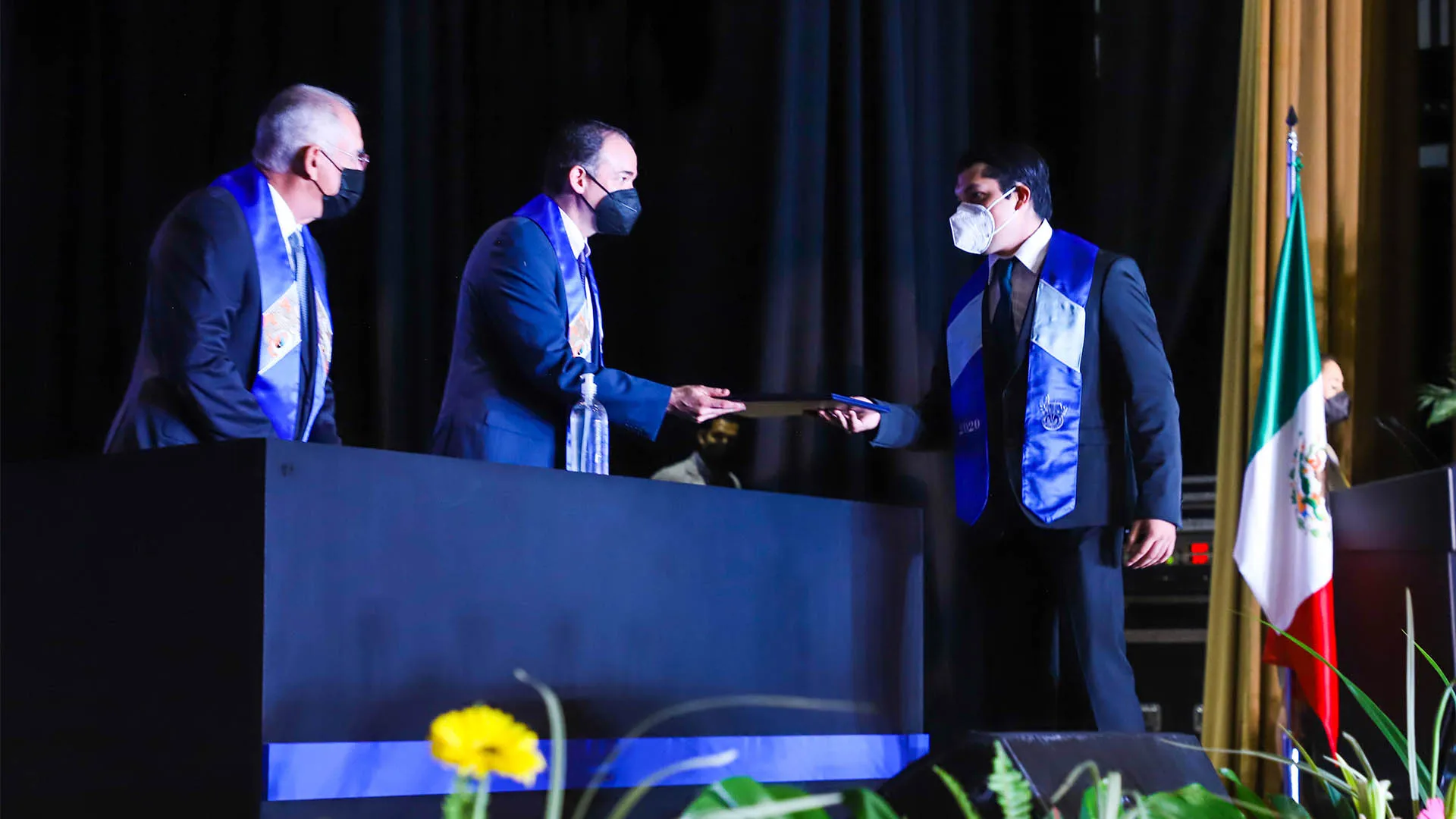 Generación 2020 con graduación presencial en Laguna