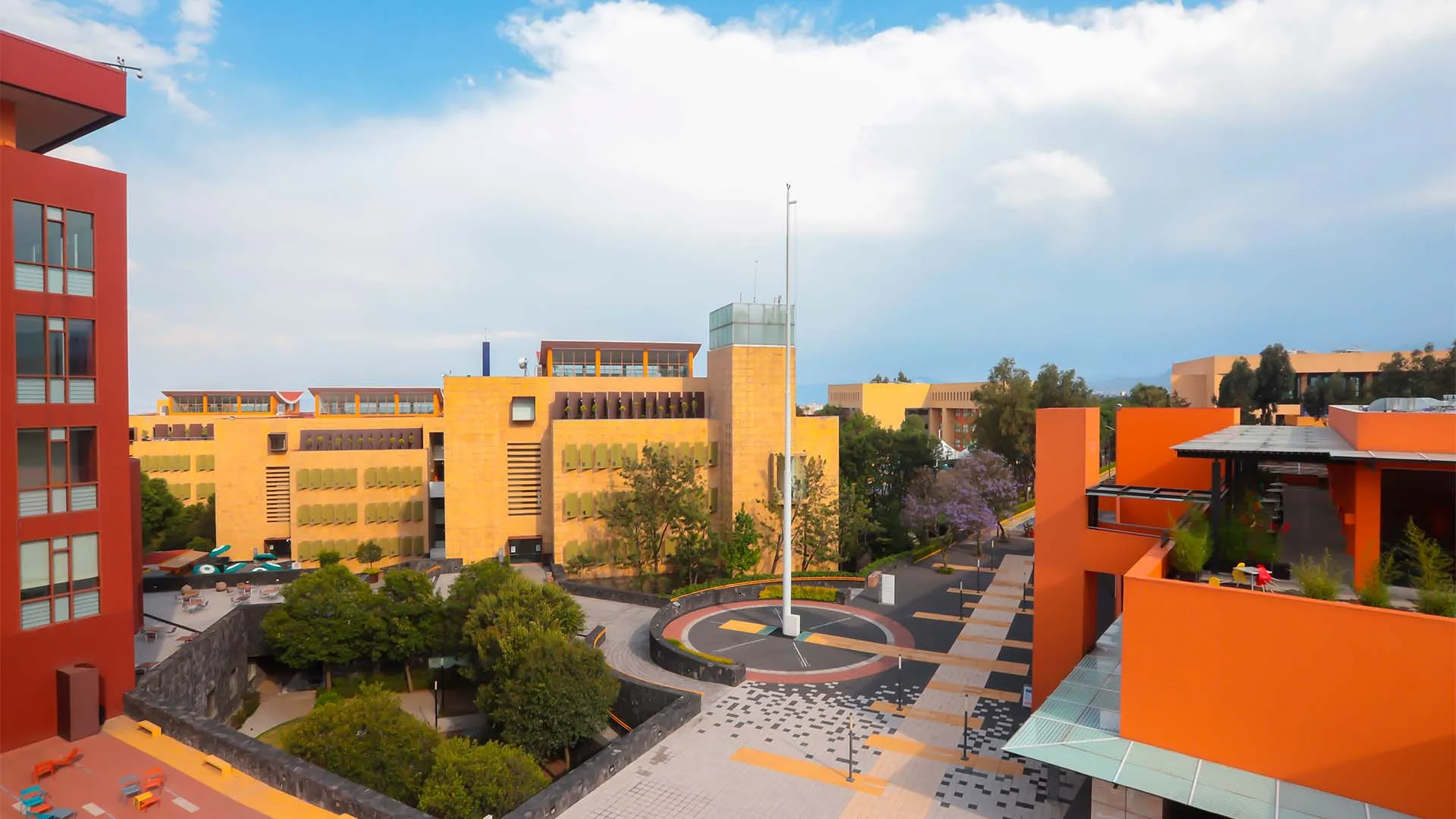 ¡20 años de historia! ¿Qué viene para el campus Santa Fe?