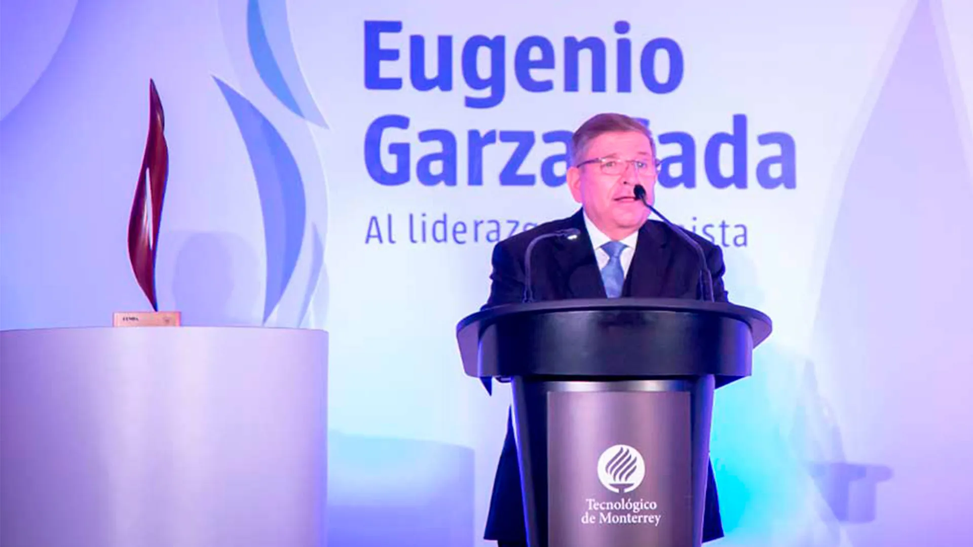Empresario sonorense recibe Premio Eugenio Garza Sada 2021