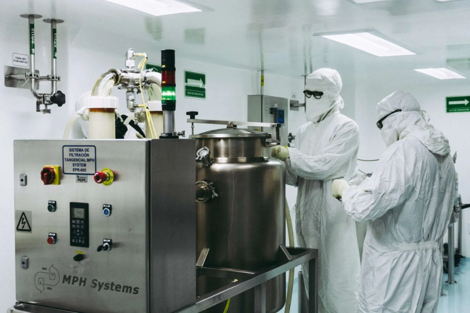 TecSalud begins clinical trial of COVID antibody treatment