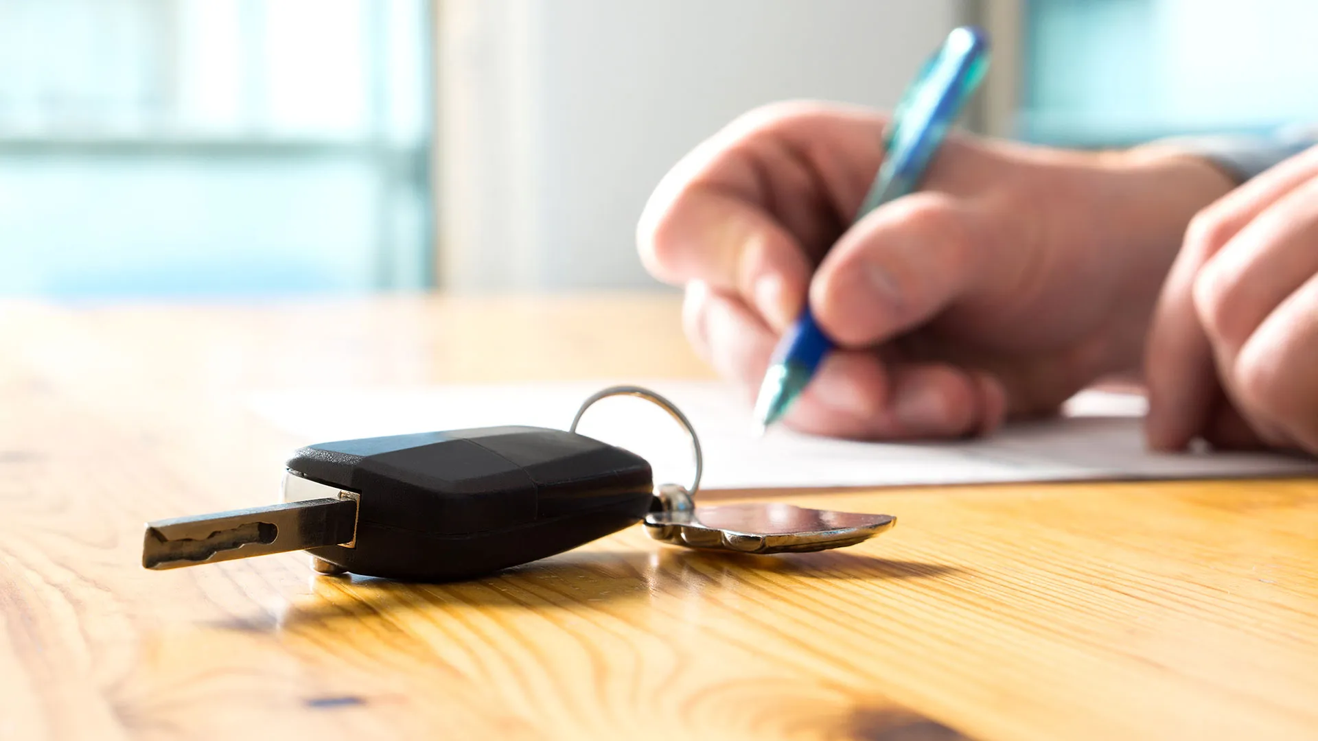 Especialistas del Tec comparten qué errores debes evitar al contratar un seguro de auto