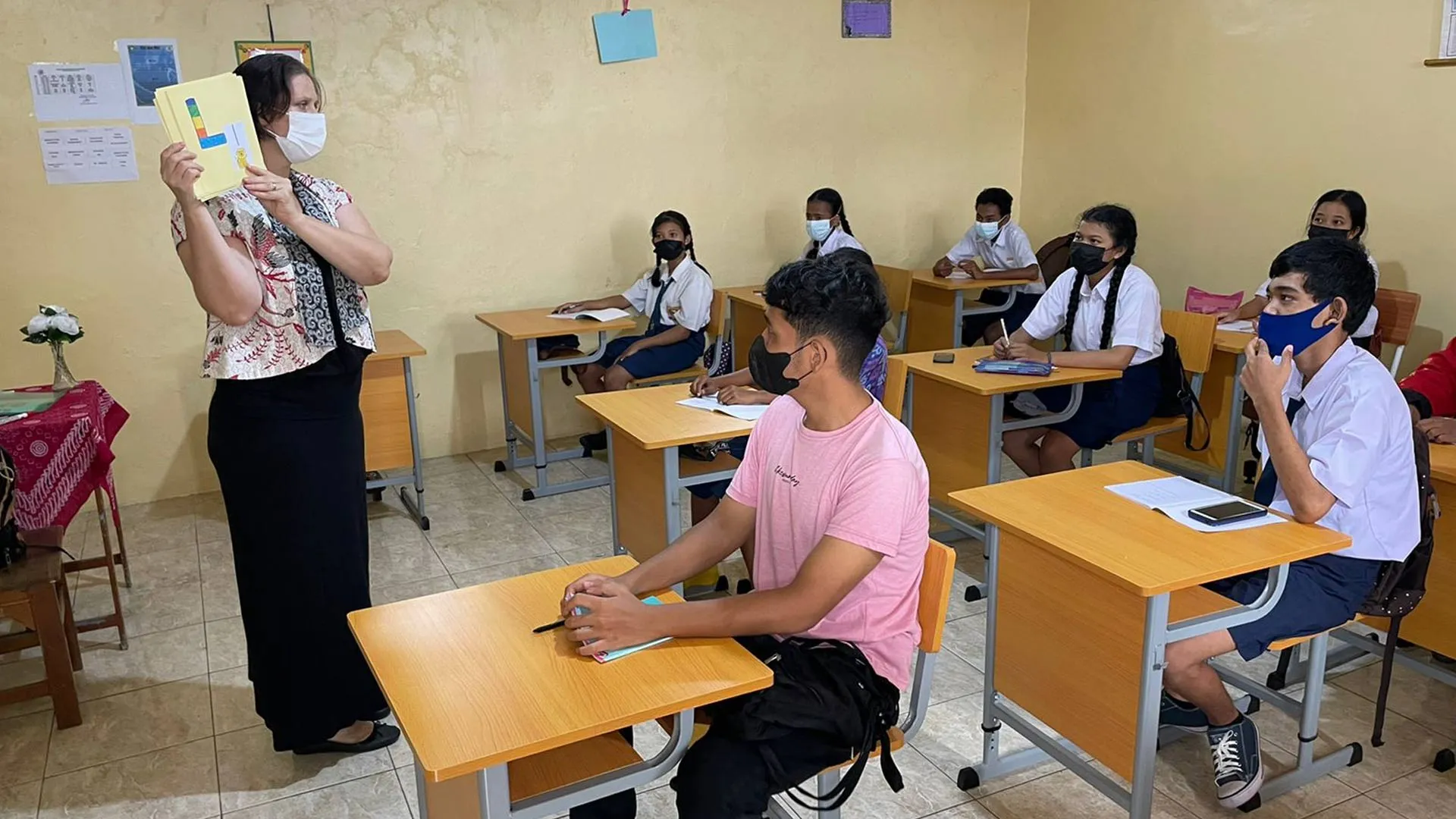 Jorge-Marquez-fundacion-Indonesia-EXATEC-zacatecano-free-safe