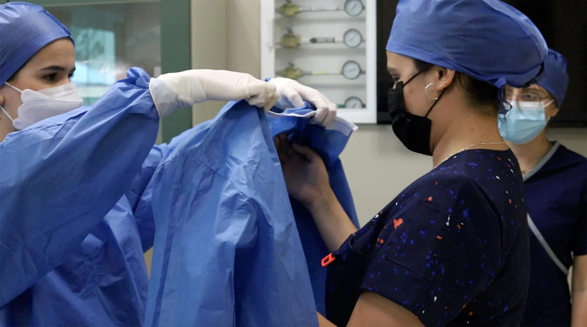 Wise, grupo estudiantil del Tec Guadalajara que empodera a las mujeres en cirugía.