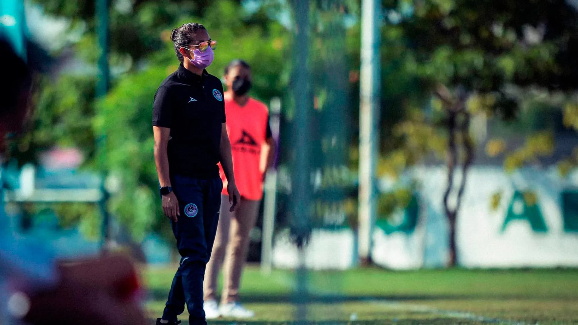 EXATEC apasionada del futbol es DT de la Sub 17 femenil en Mazatlán
