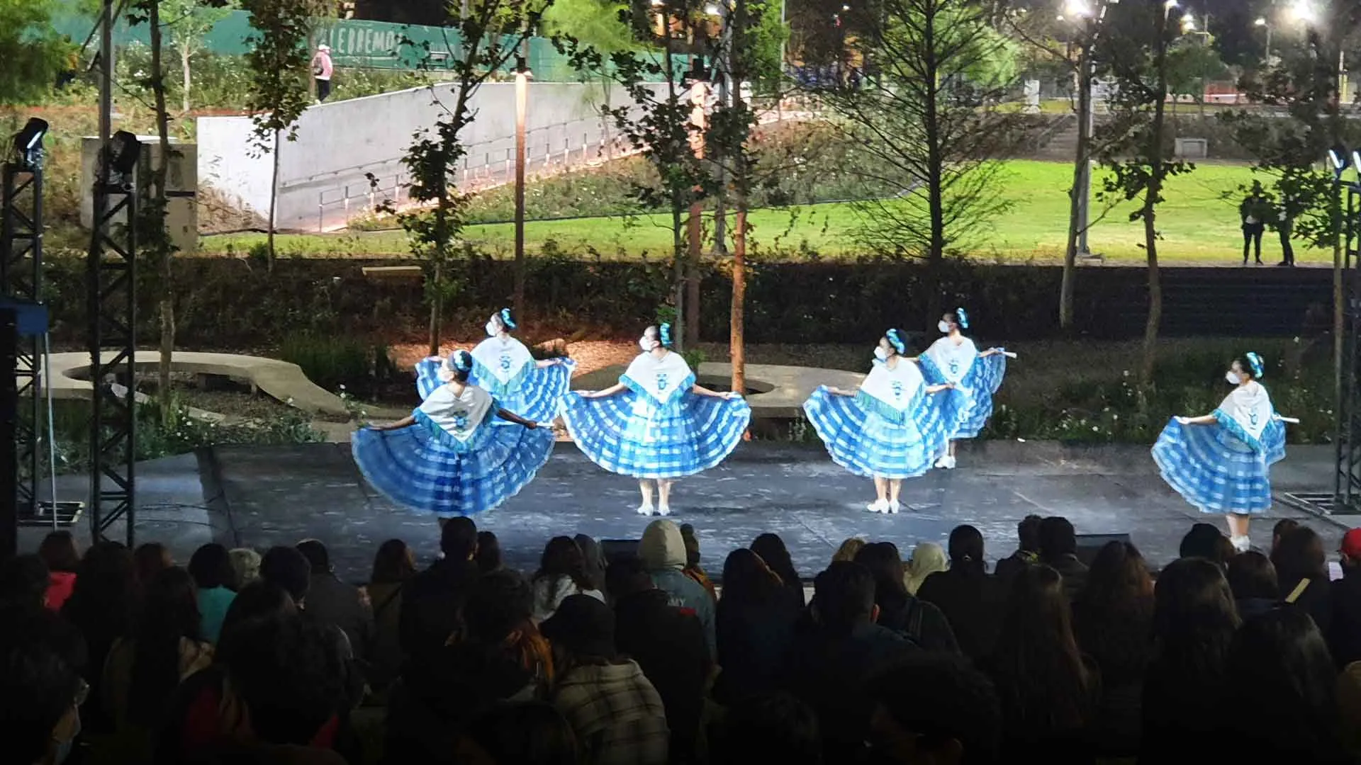 ¡Apertura con festejo! Celebran actividades en Parque Central