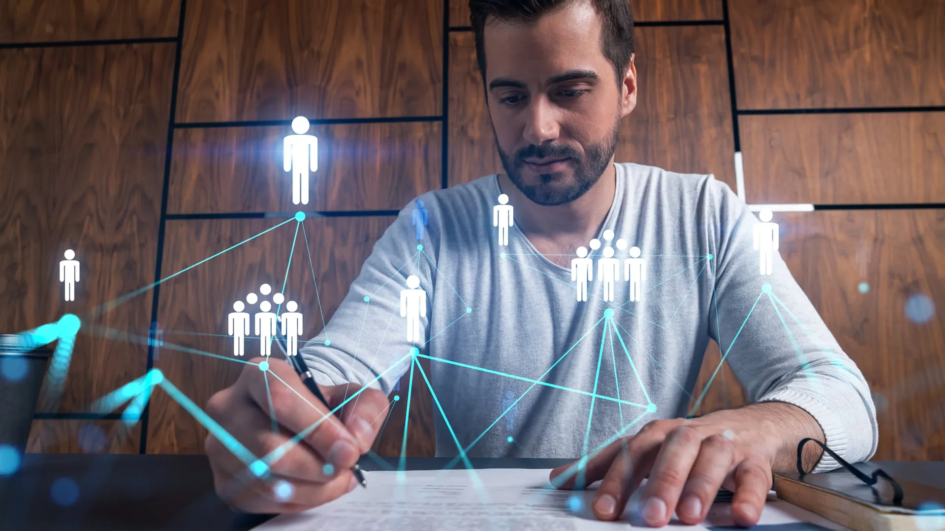 Cómo mejorar tu marca personal en redes sociales; Neil Patel te enseña