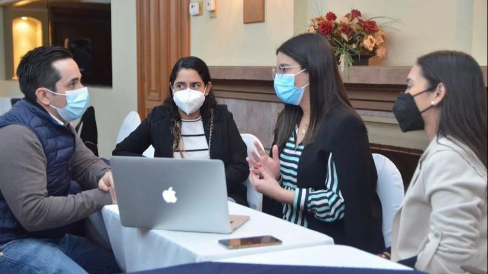  Egresada Tec logra posicionarse en empresa bancaria de Silicon Valley