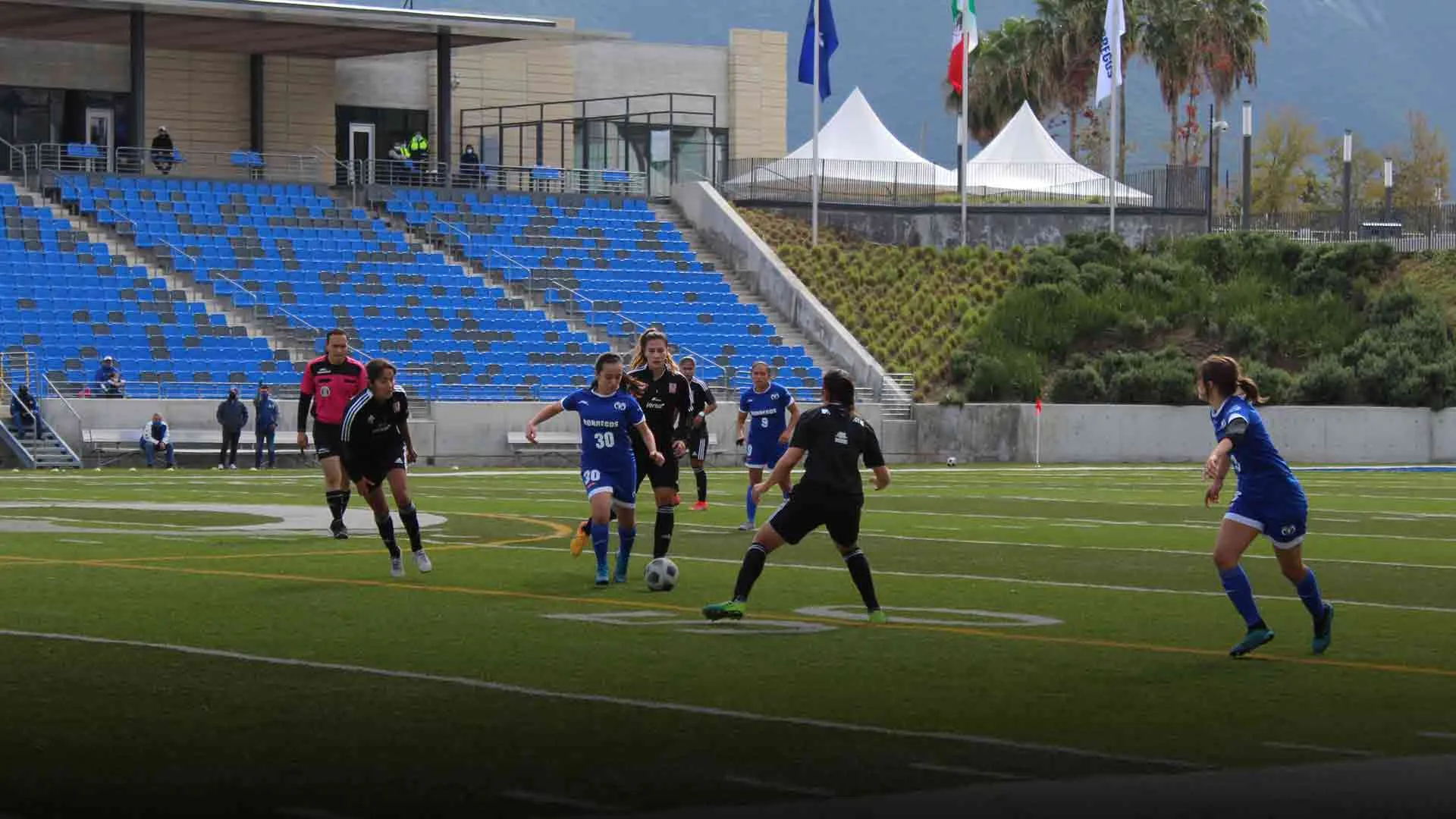 Tiro, remate y ¡anotan trayectoria destacada con Borregos Femenil!