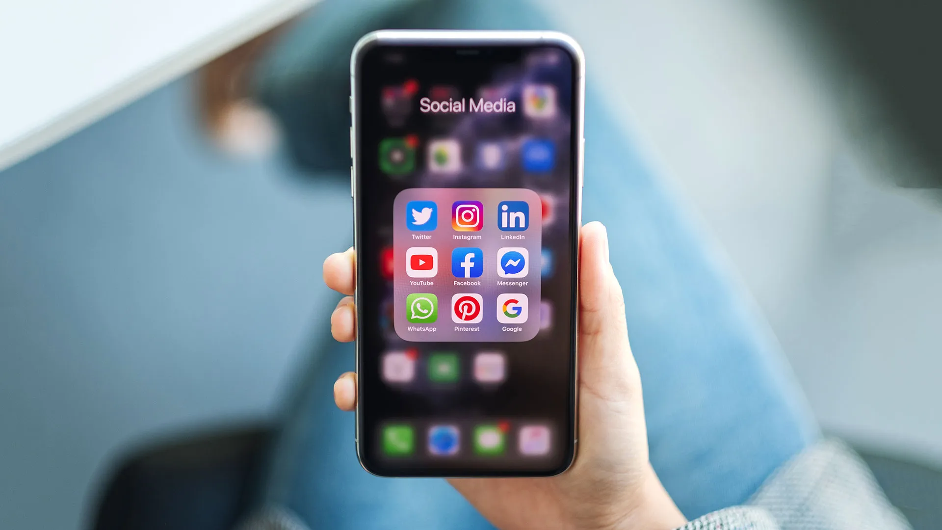 Especialista del Tec comparte 6 consejos para evitar la adicción a las redes sociales