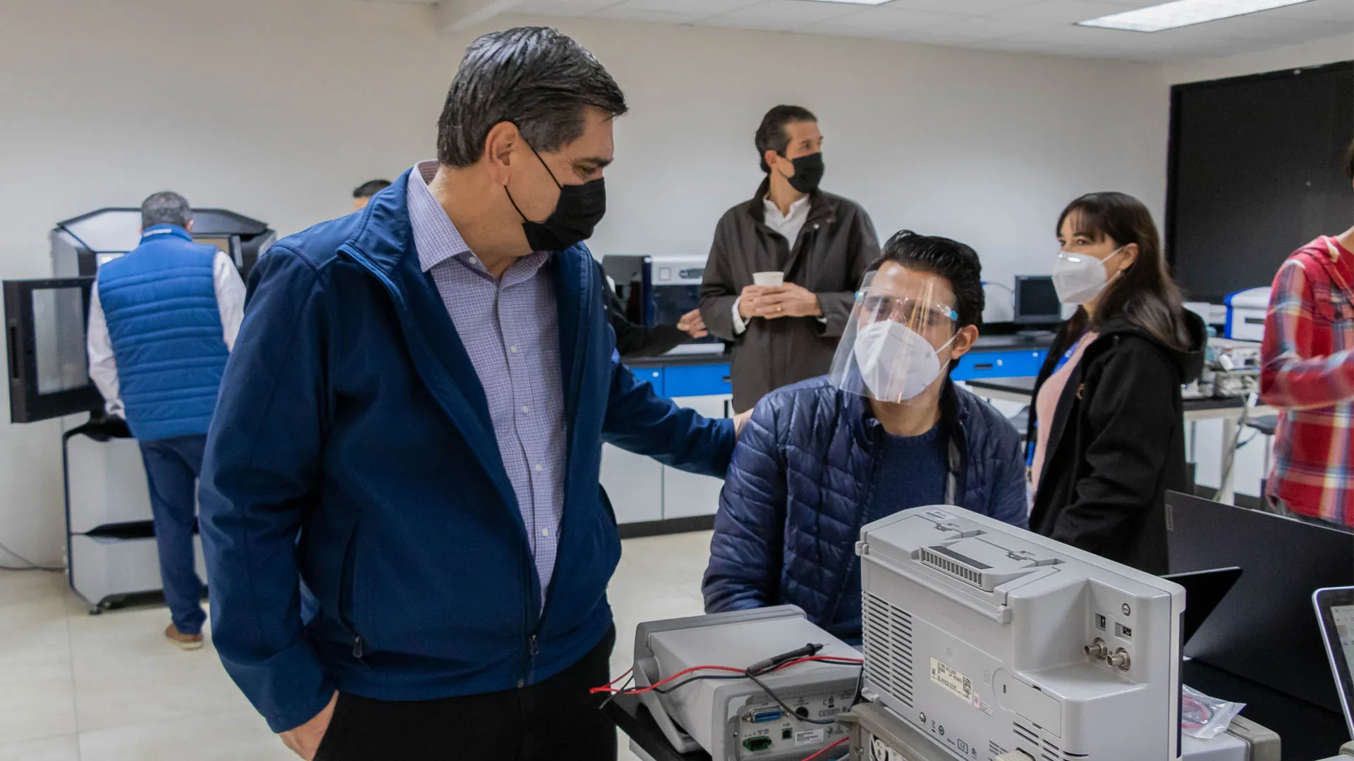 David Garza visita Campus Saltillo