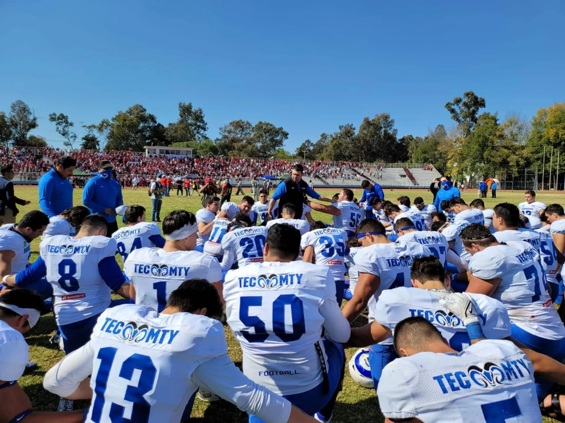 Remonta Borregos Monterrey y se mantiene invicto