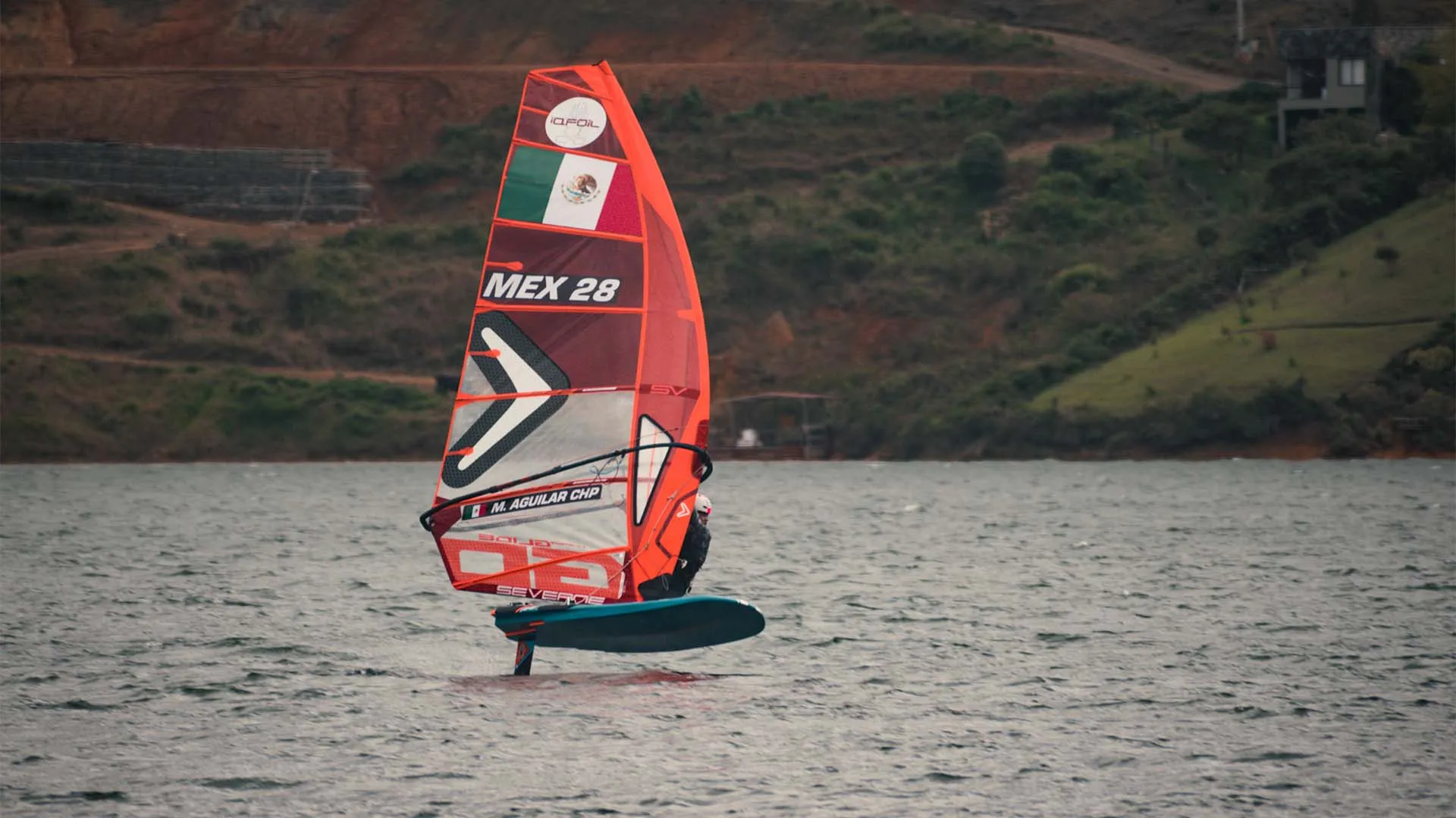 Estudiante Tec obtiene medalla de oro en vela para México