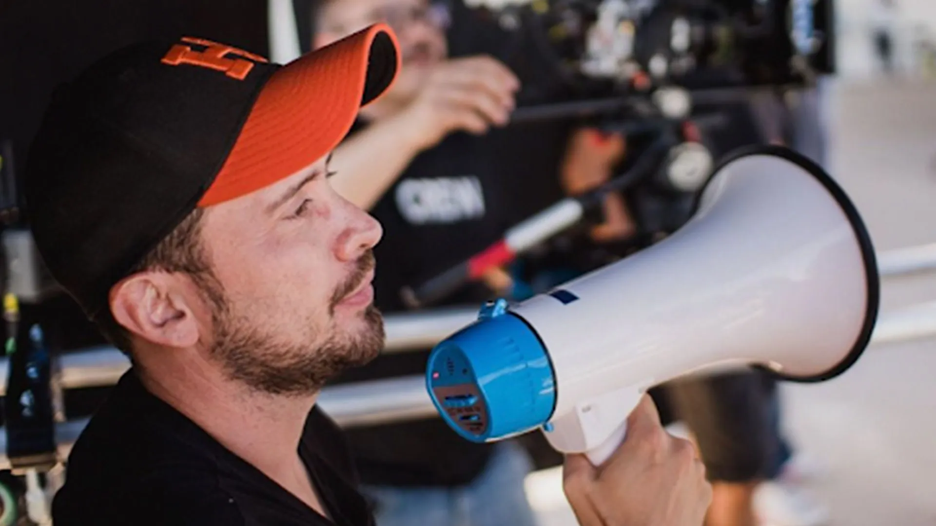 Profesor Tec lleva leyenda sonorense al cine