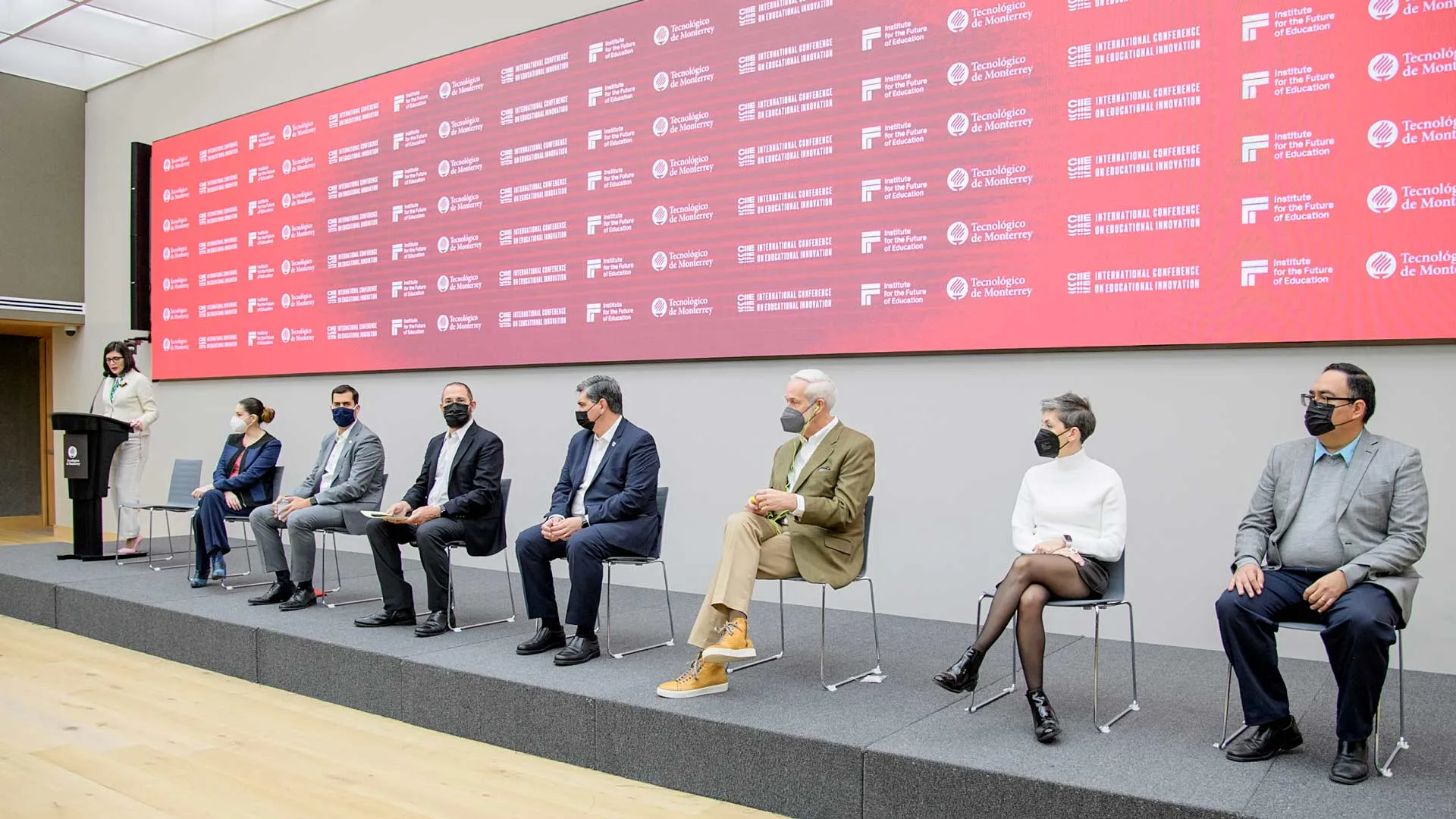 Entre 1 y 2 años el rezago educativo en México por pandemia, estiman