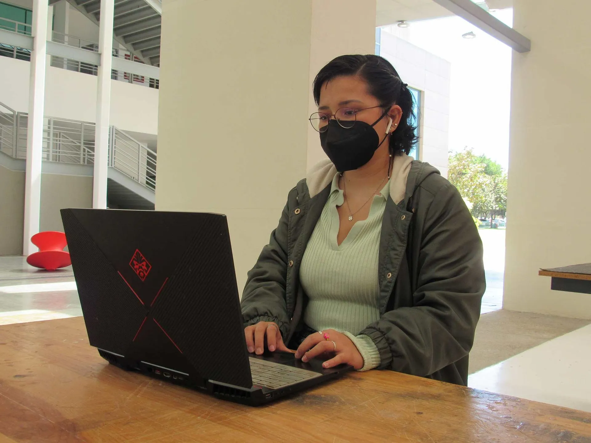 Reciben premio internacional por investigación sobre diseño.