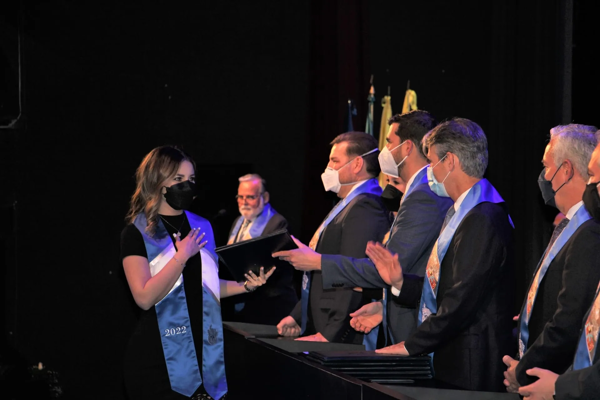 Agradecer, aprender y servir, consejos a profesionales de la salud