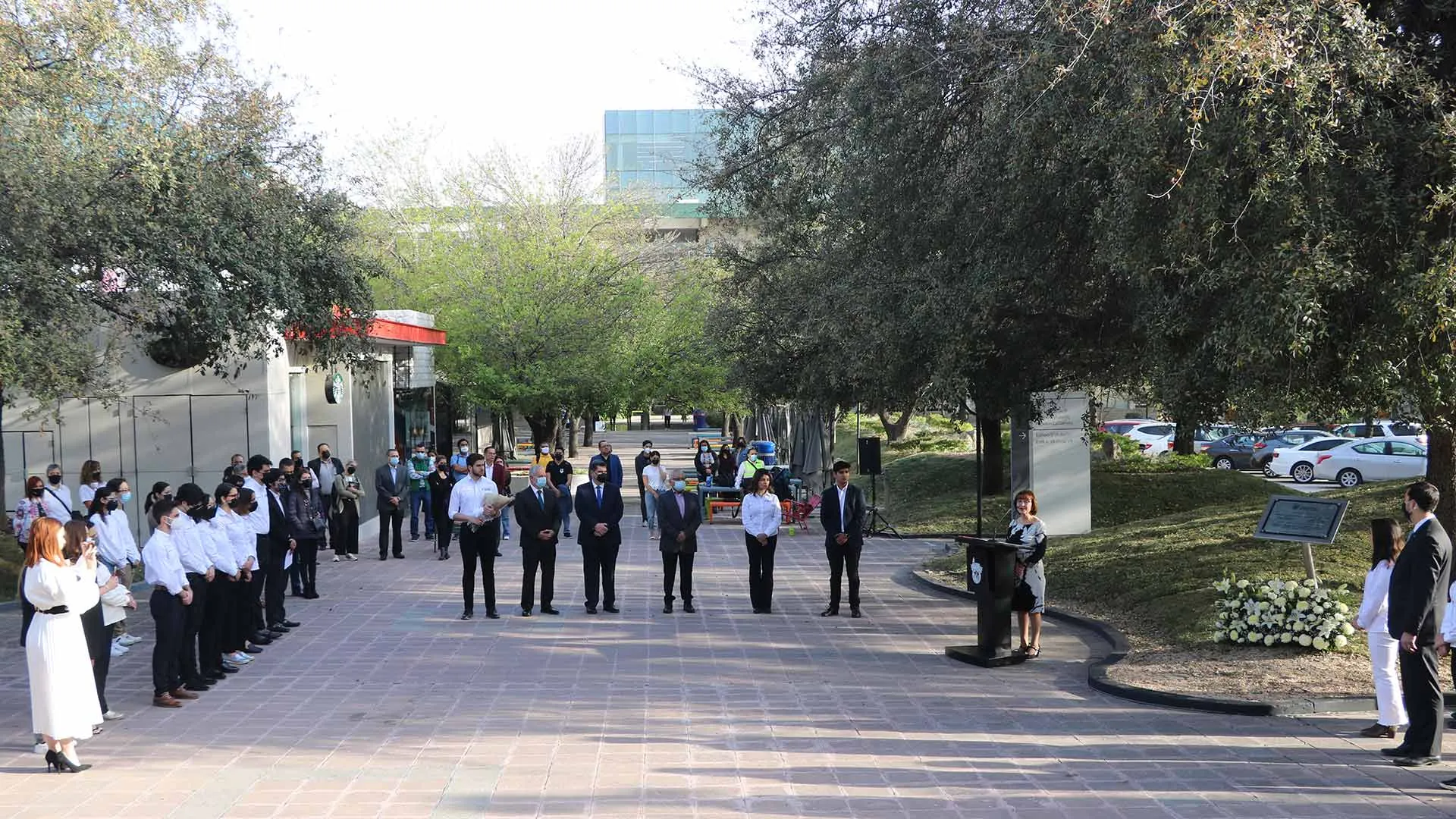 Realizan guardia de honor en memoria de Jorge y Javier