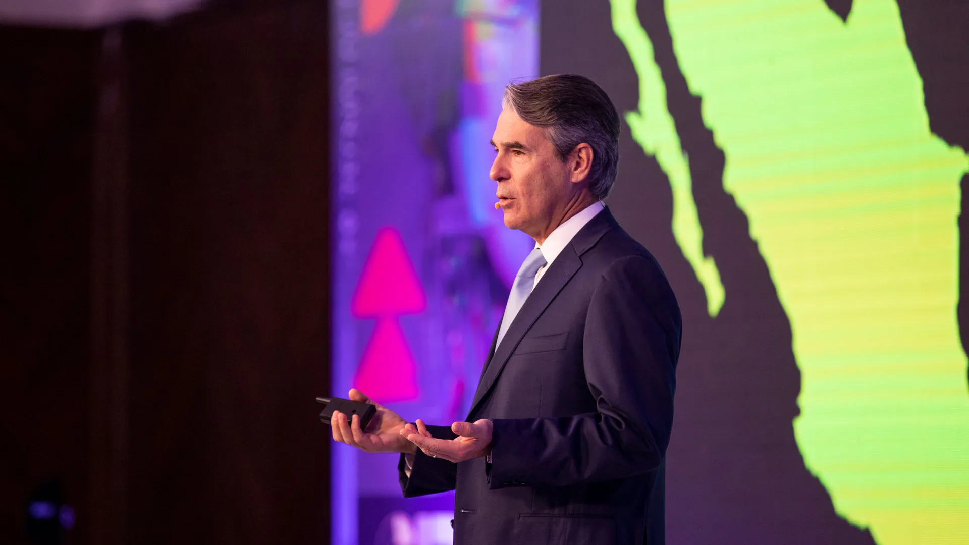 El vicepresidente de Investigación del Tec compartió aspectos clave para crear proyectos altamente competitivos para solucionar los problemas de la sociedad.