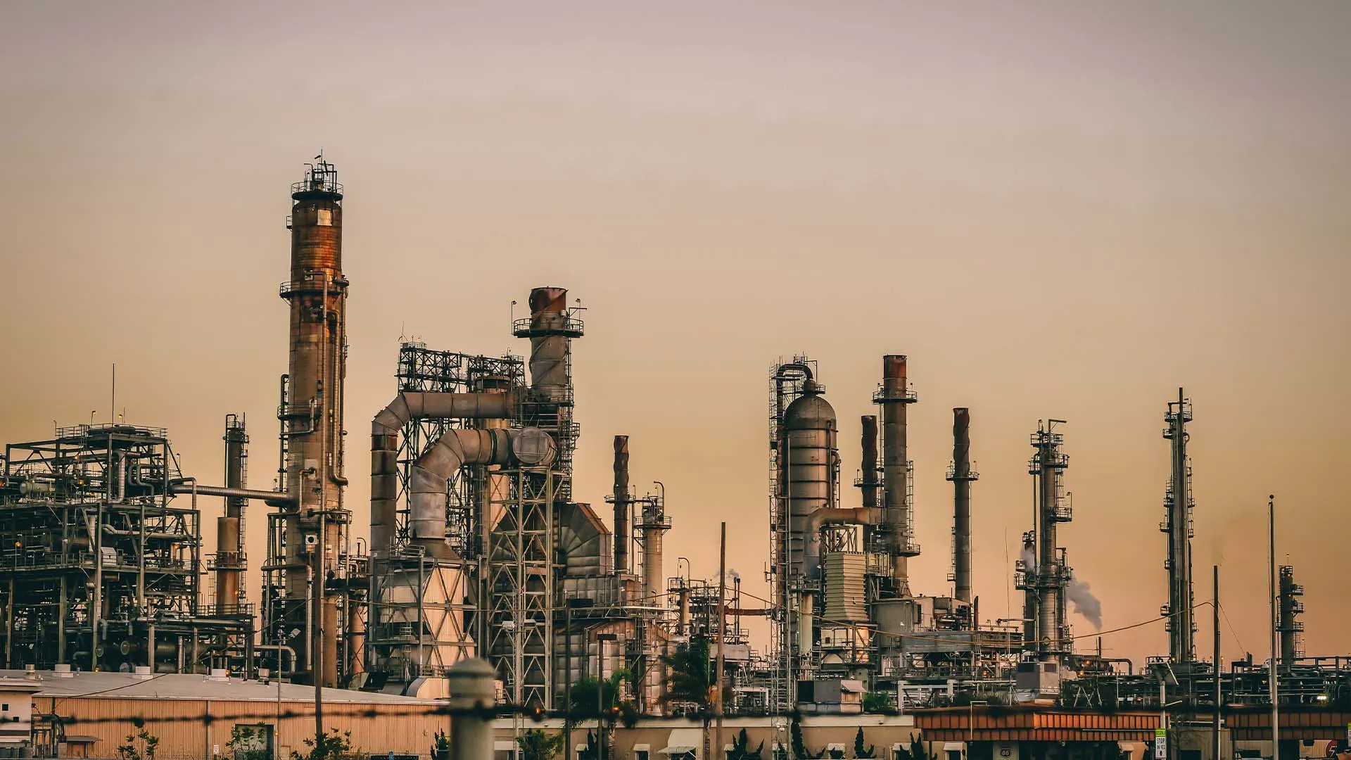 Ucrania, incremento de precio en petróleo y gasolina, México