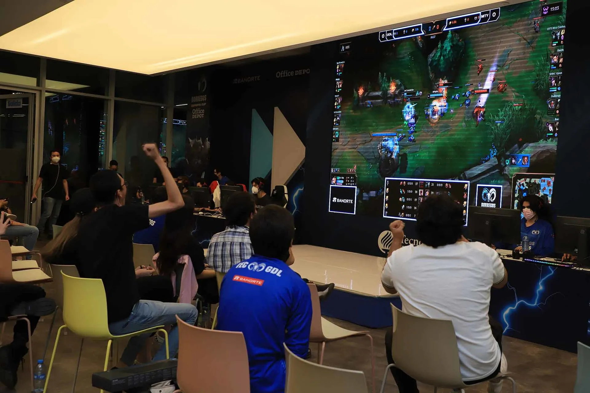 Equipo de Tec Guadalajara, campeones de la Borregos Esports Cup.