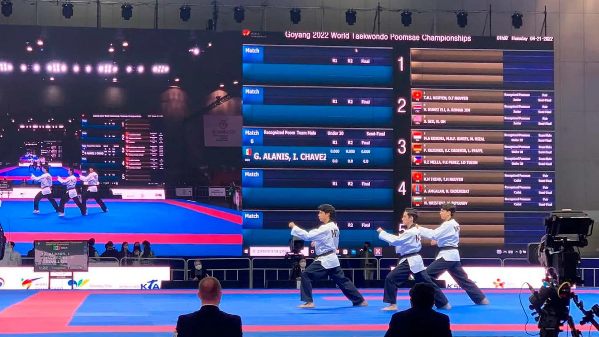 Entrega estudiante del Tec bronce a México en Mundial de Taekwondo