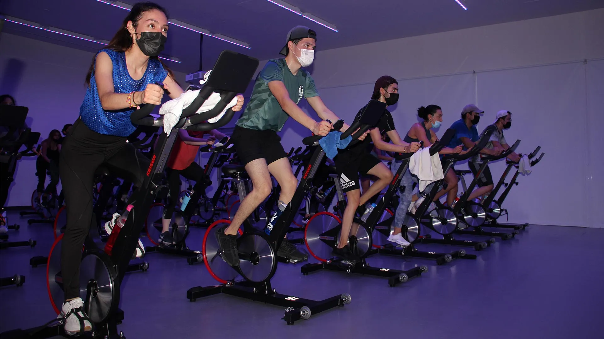 Ciclismo indoors en el Wellnss Center