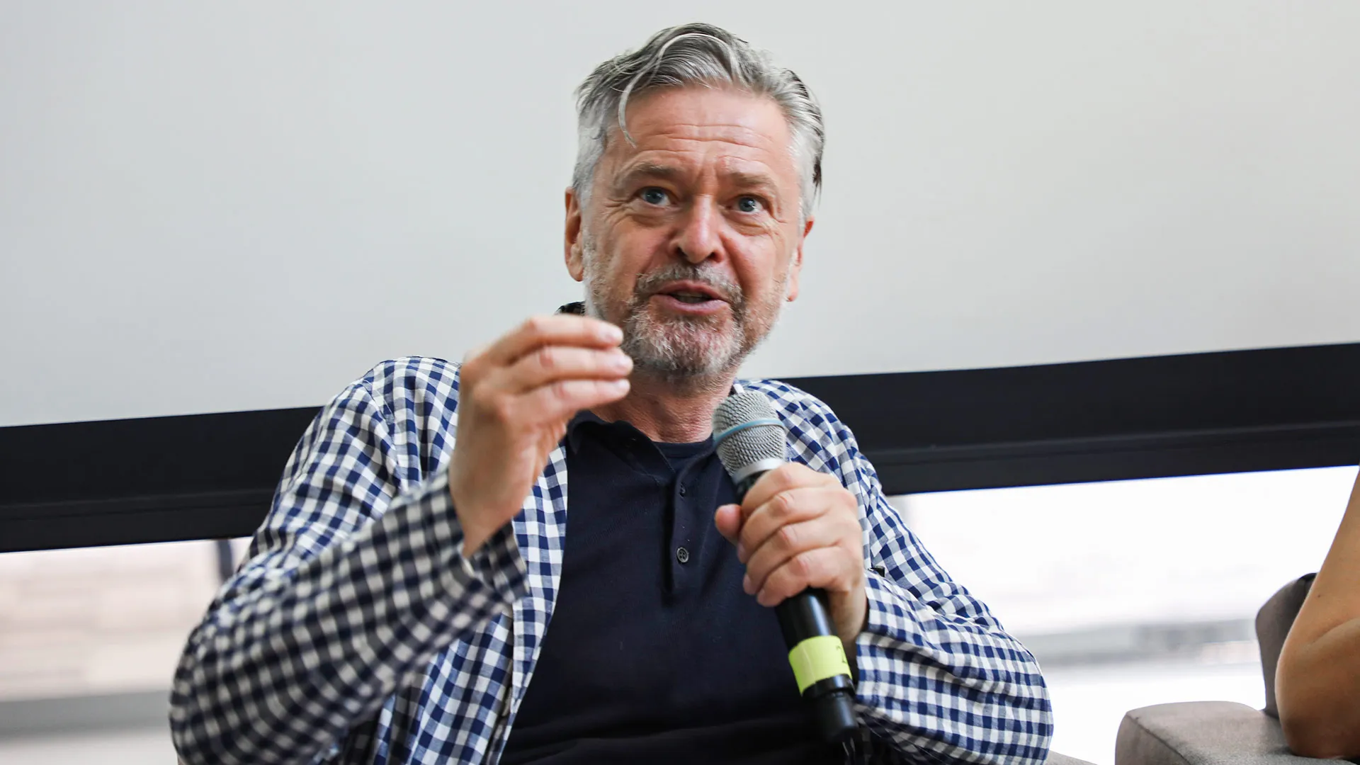 El urbanista David Sim presentó su libro “Soft City” en español