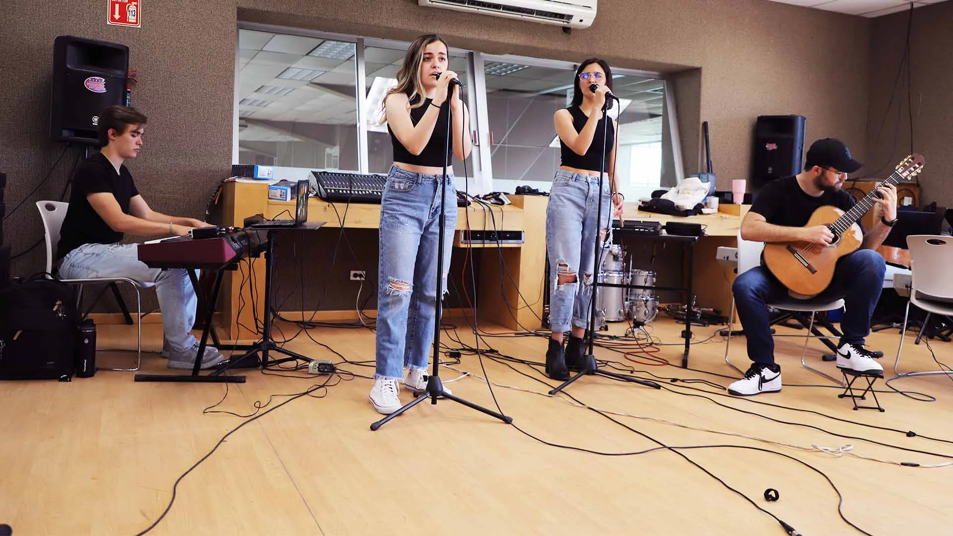 Aquí los laguneros que representarán al Tec en VIBRART