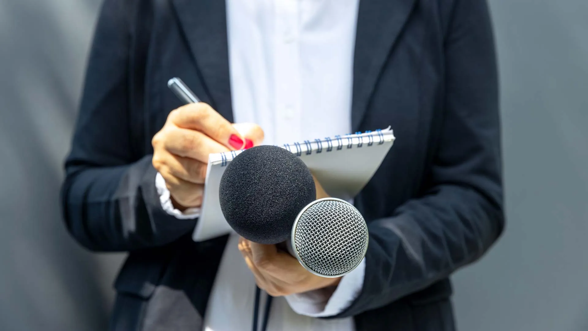 El asedio a los periodistas no solo se mudó de los tribunales al espacio digital, también se expandió, dice especialista del Tec.